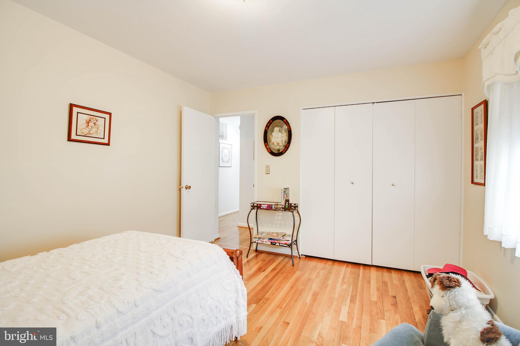 MONTROSE - Residential