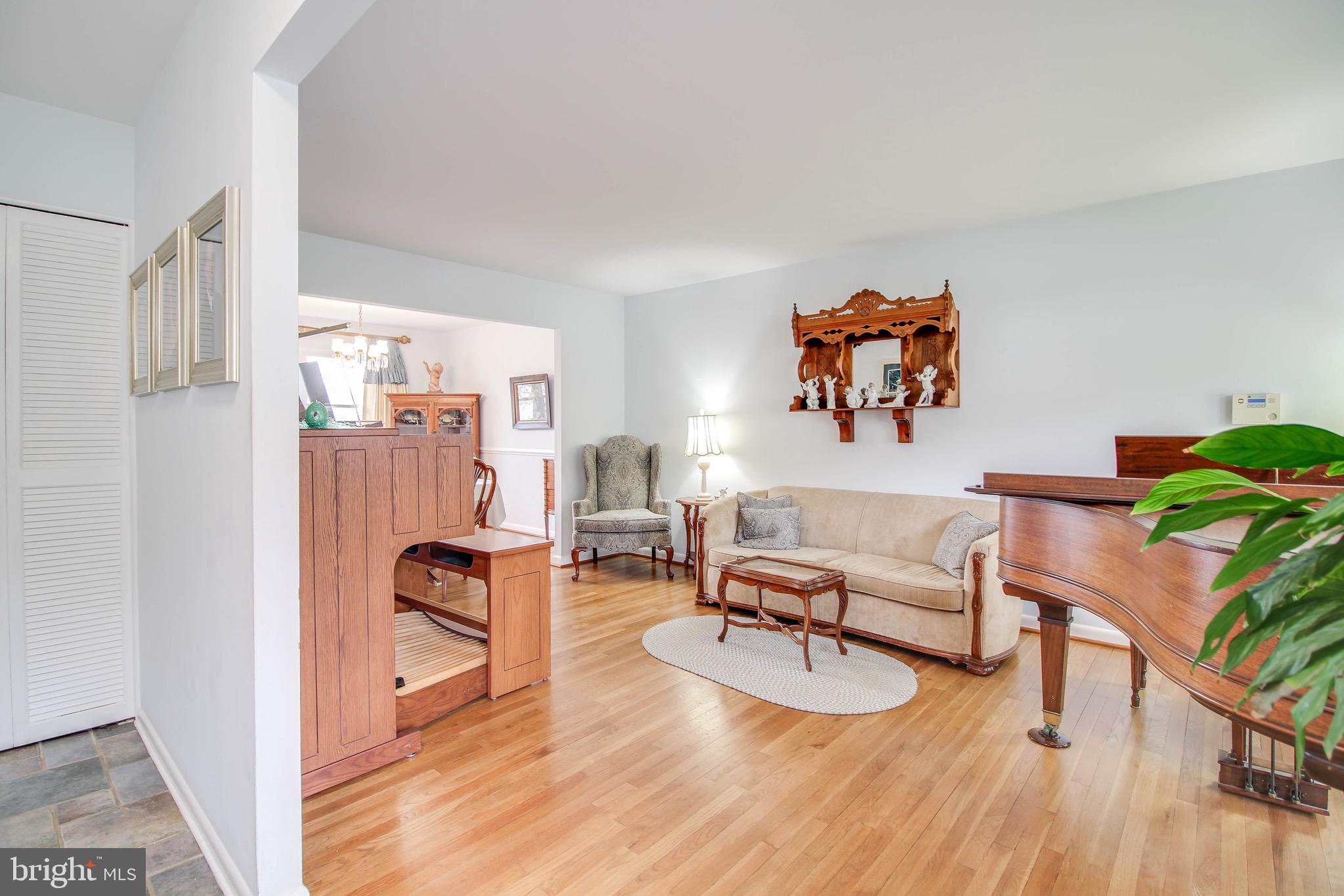 MONTROSE - Residential