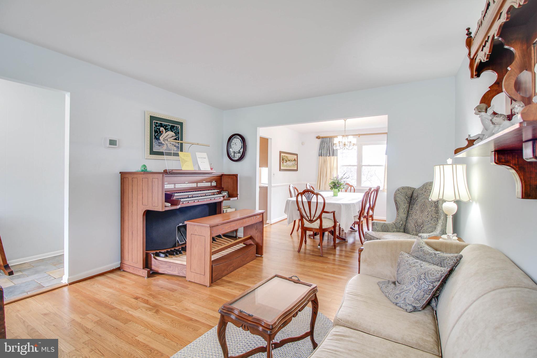 MONTROSE - Residential