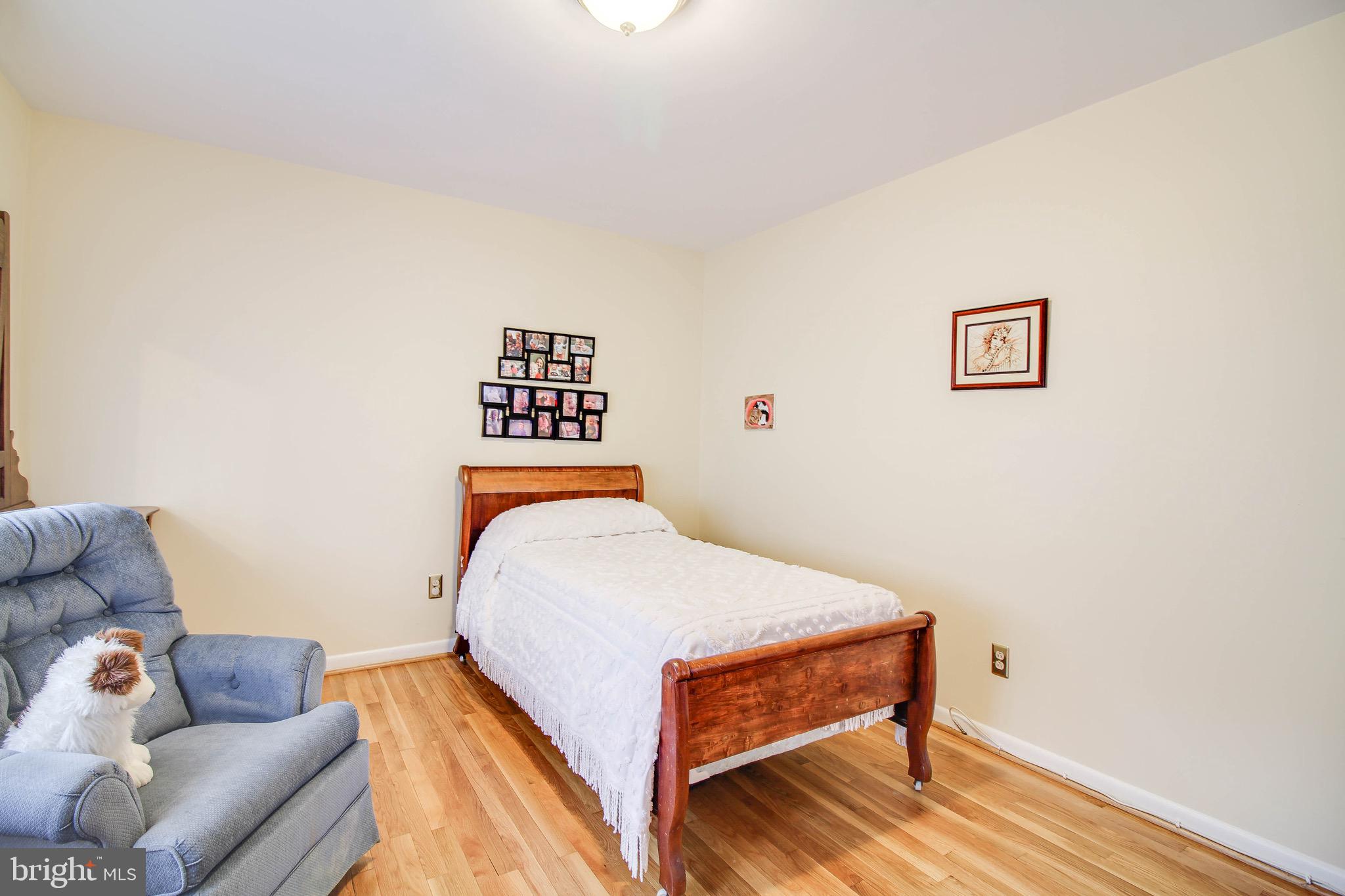 MONTROSE - Residential