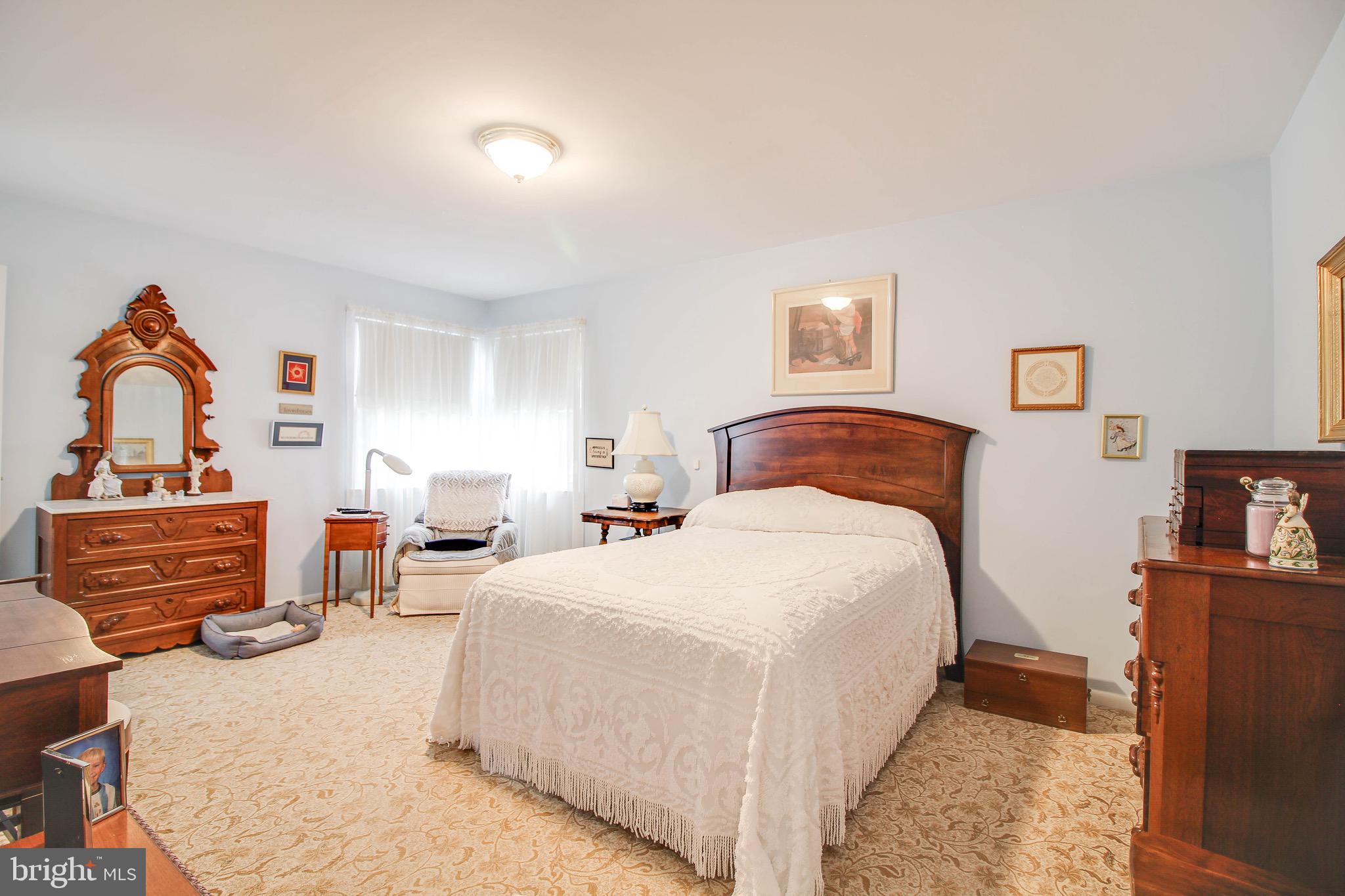 MONTROSE - Residential