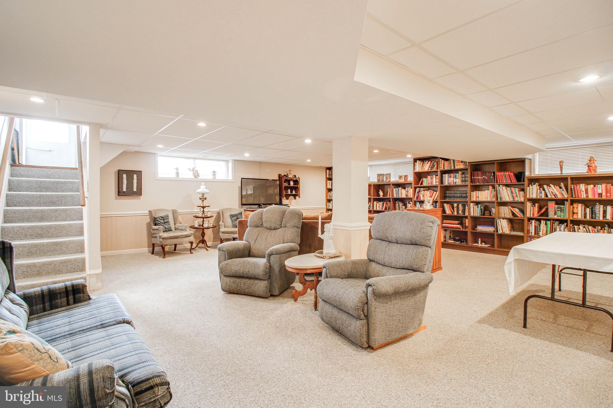 MONTROSE - Residential