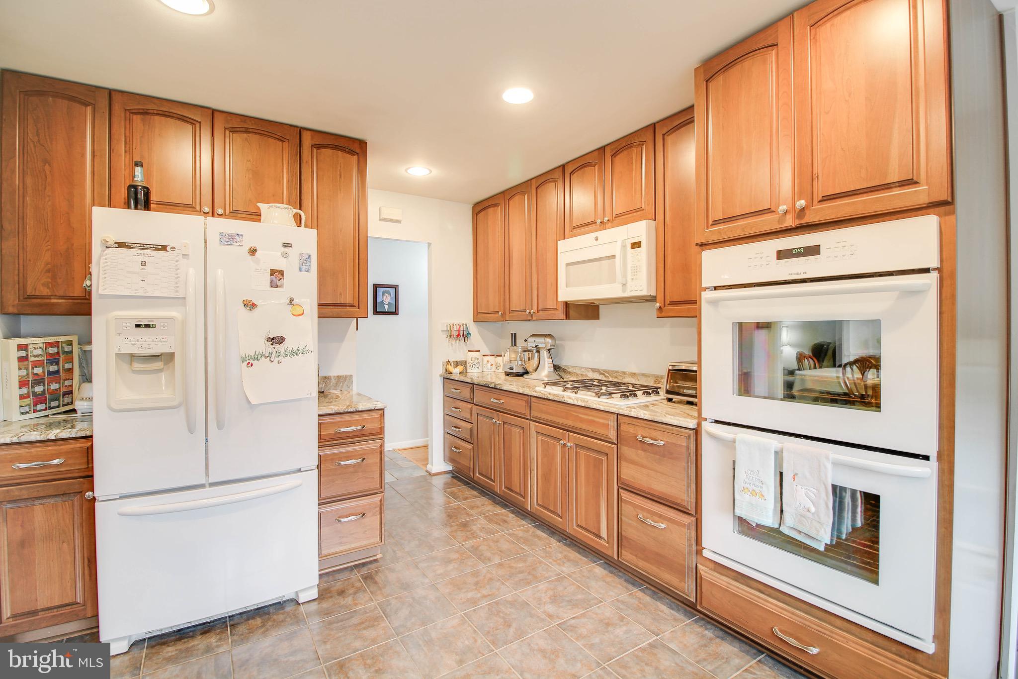 MONTROSE - Residential