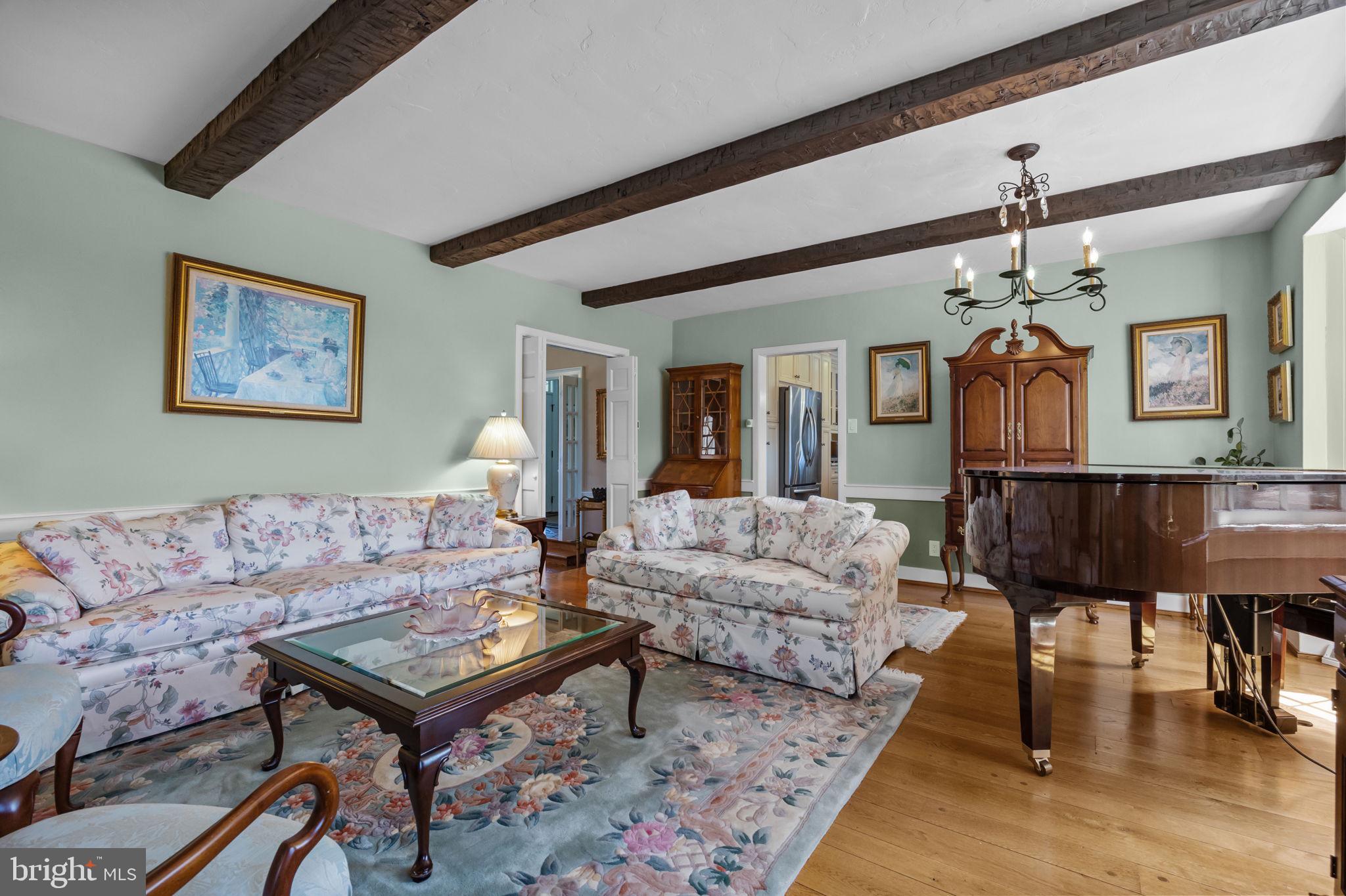 HUNTINGDON VALLEY - Residential