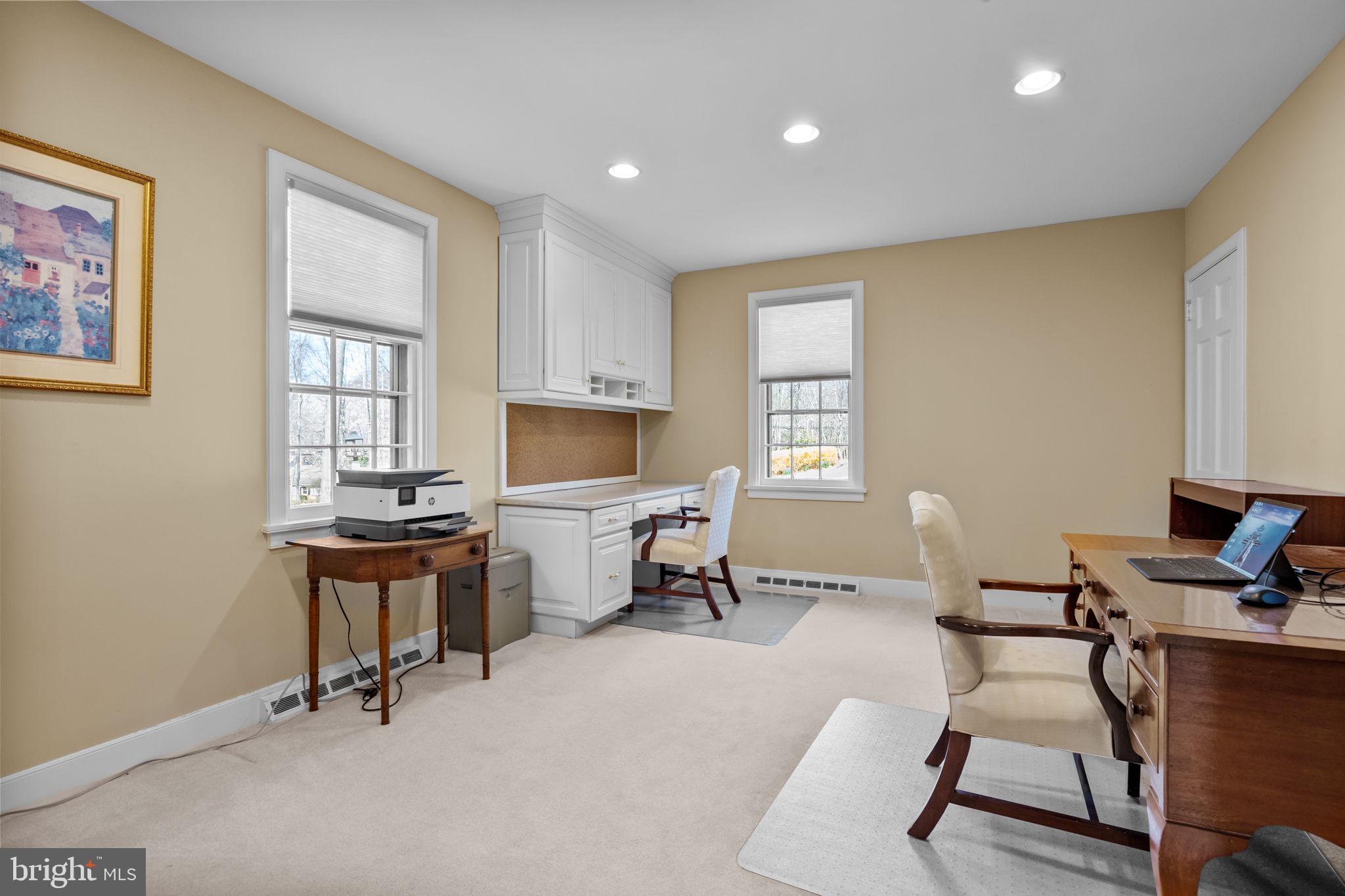 HUNTINGDON VALLEY - Residential