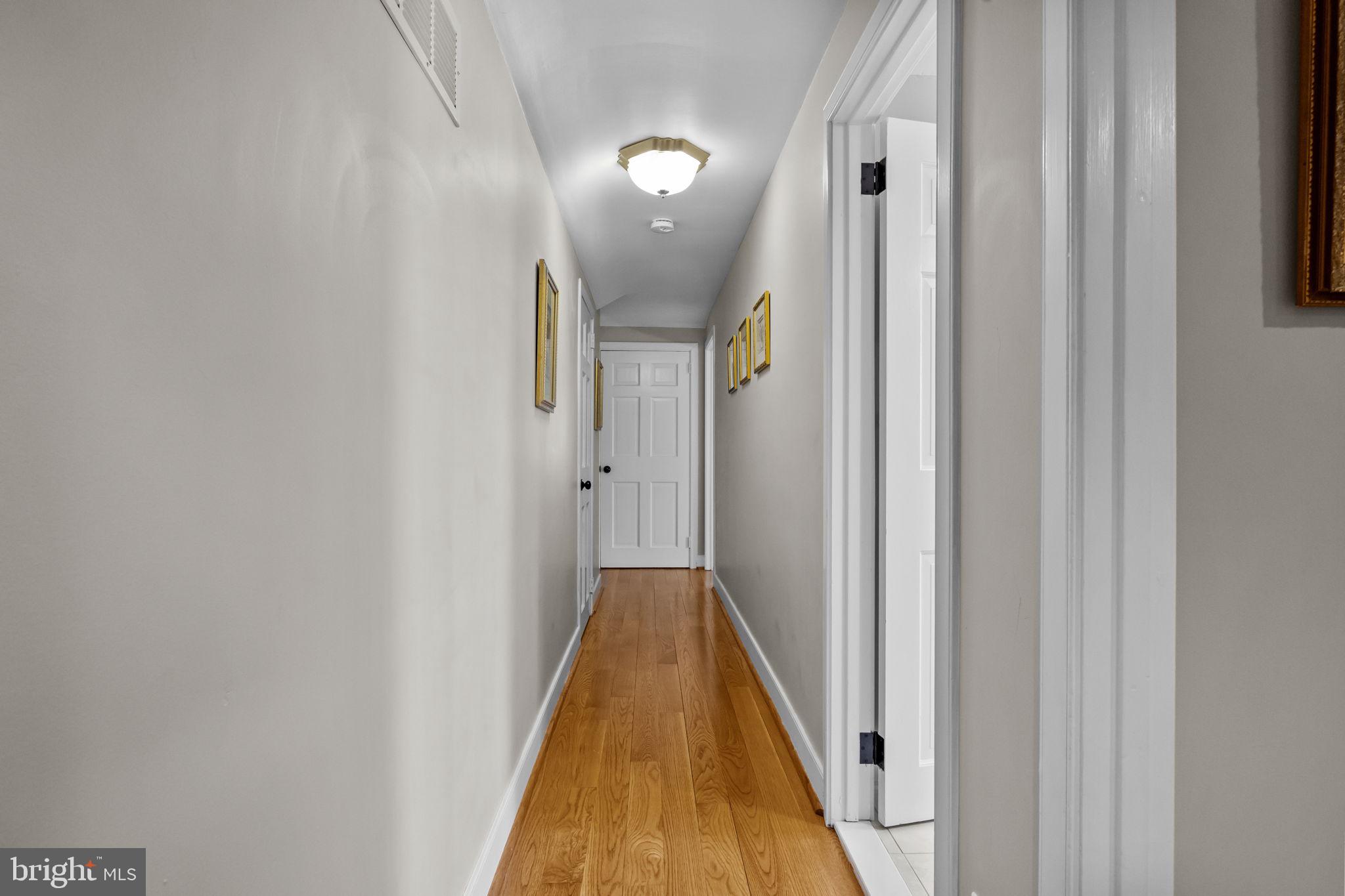HUNTINGDON VALLEY - Residential