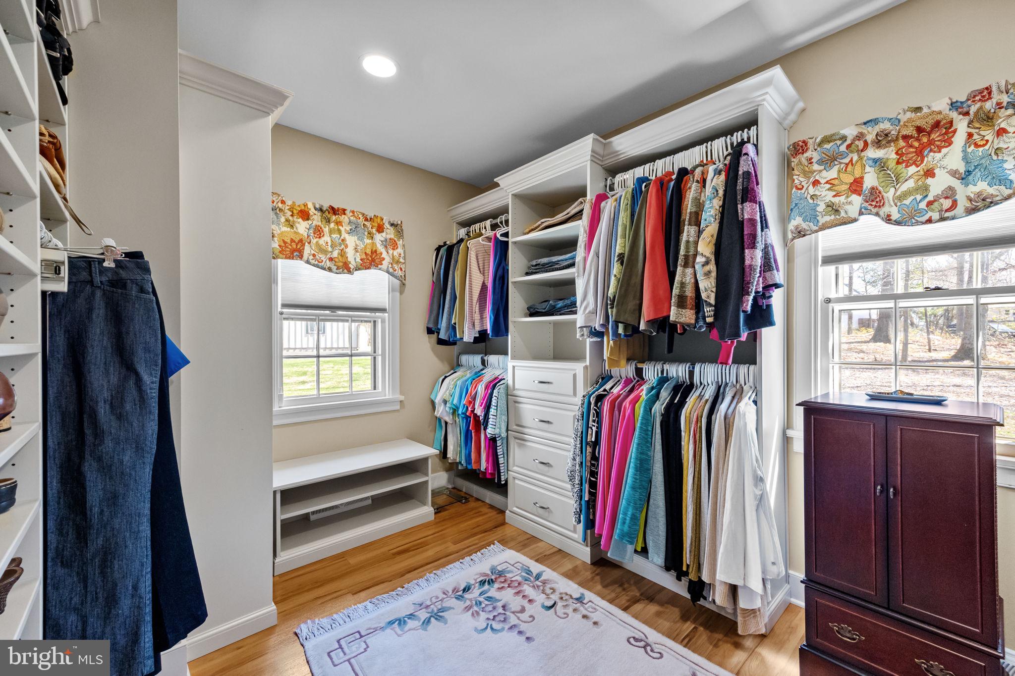 HUNTINGDON VALLEY - Residential