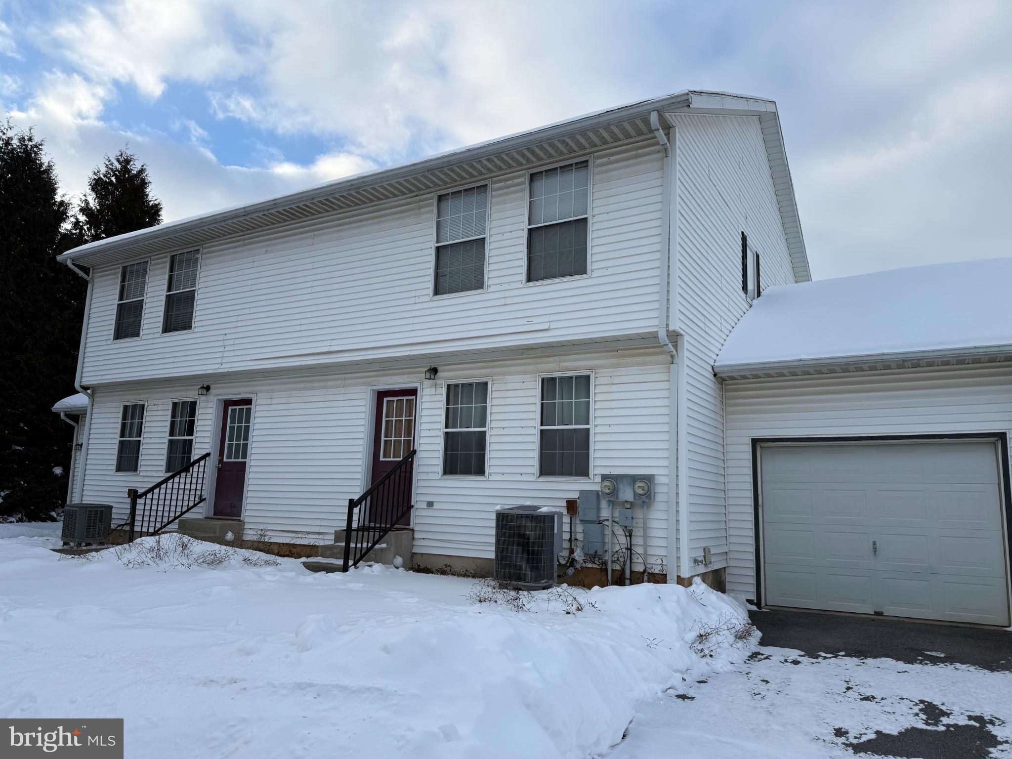 3100-3102 SHELLERS BEND