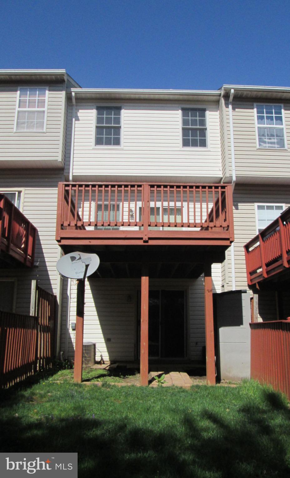 HICKORY OVERLOOK - Residential Lease