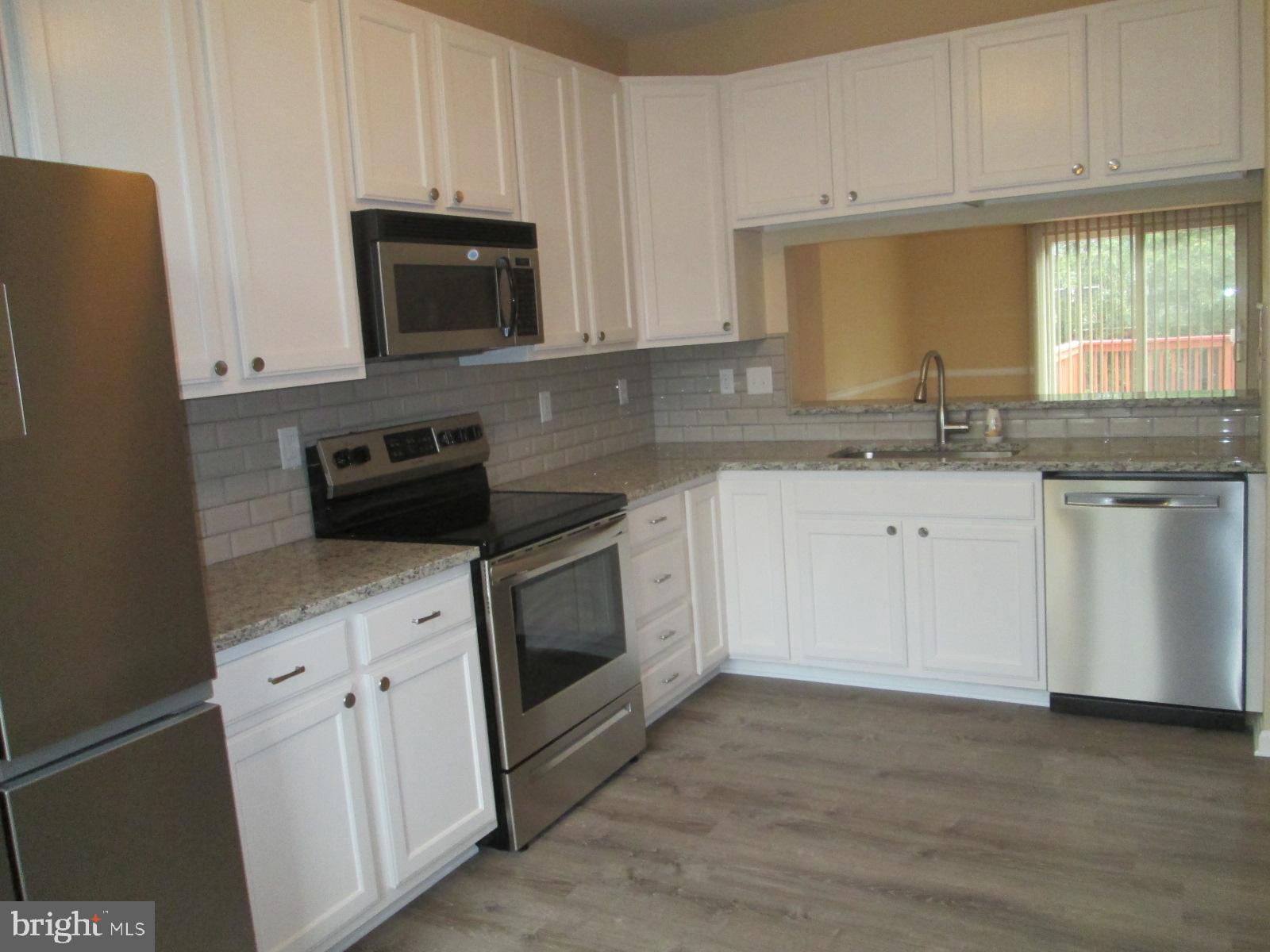 HICKORY OVERLOOK - Residential Lease