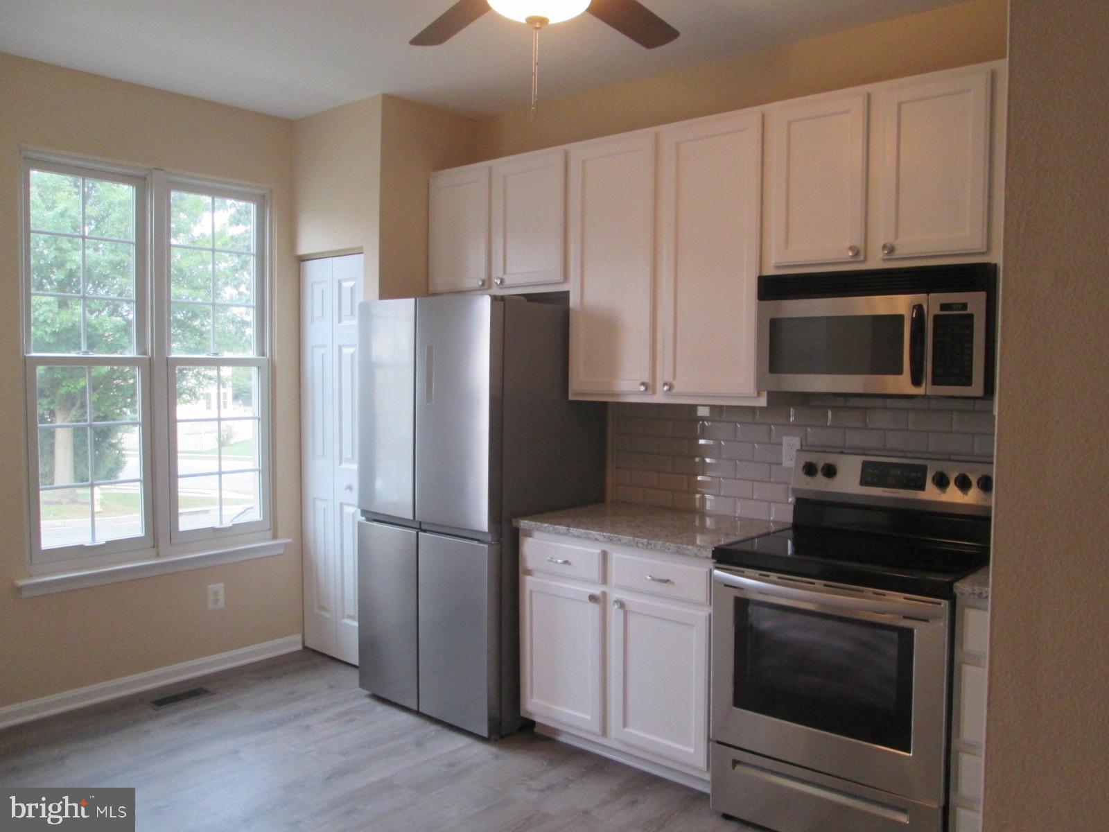 HICKORY OVERLOOK - Residential Lease