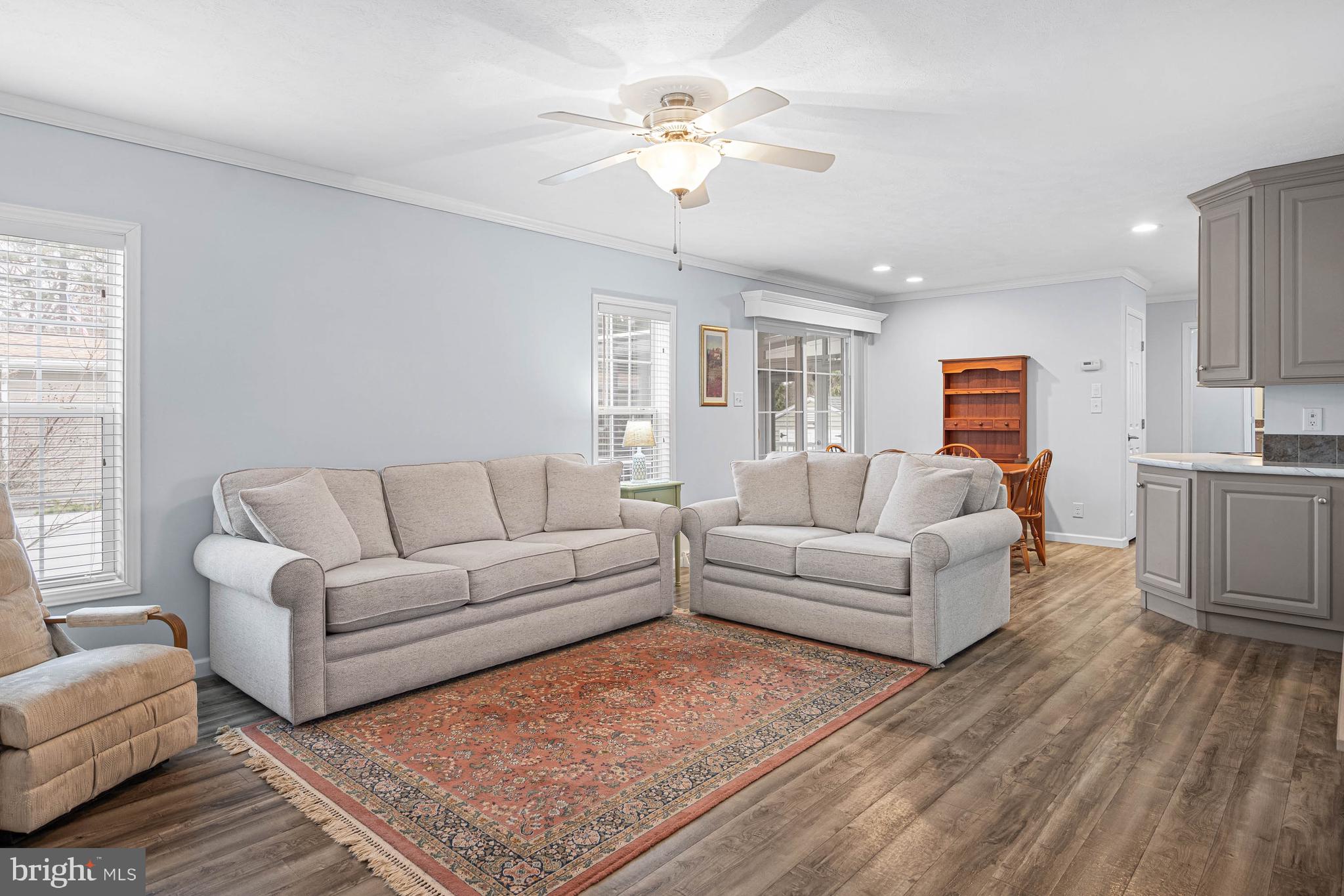 ANGOLA BEACH - Residential