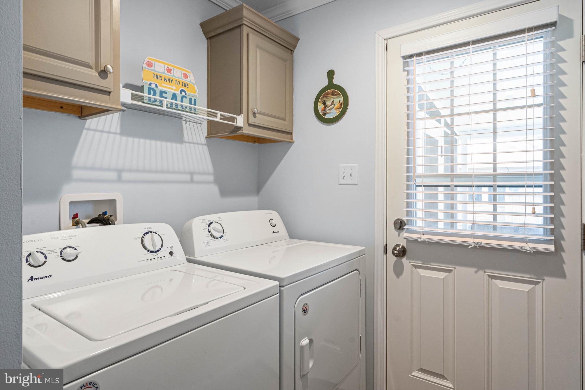 ANGOLA BEACH - Residential