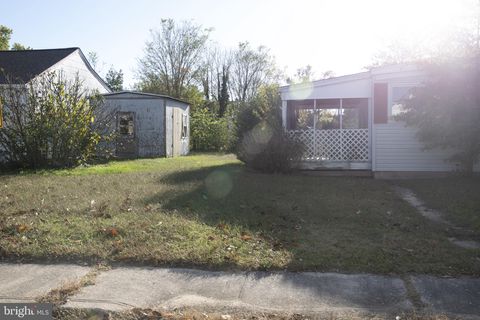 17 SOMERSET AVENUE POCOMOKE CITY MD 21851