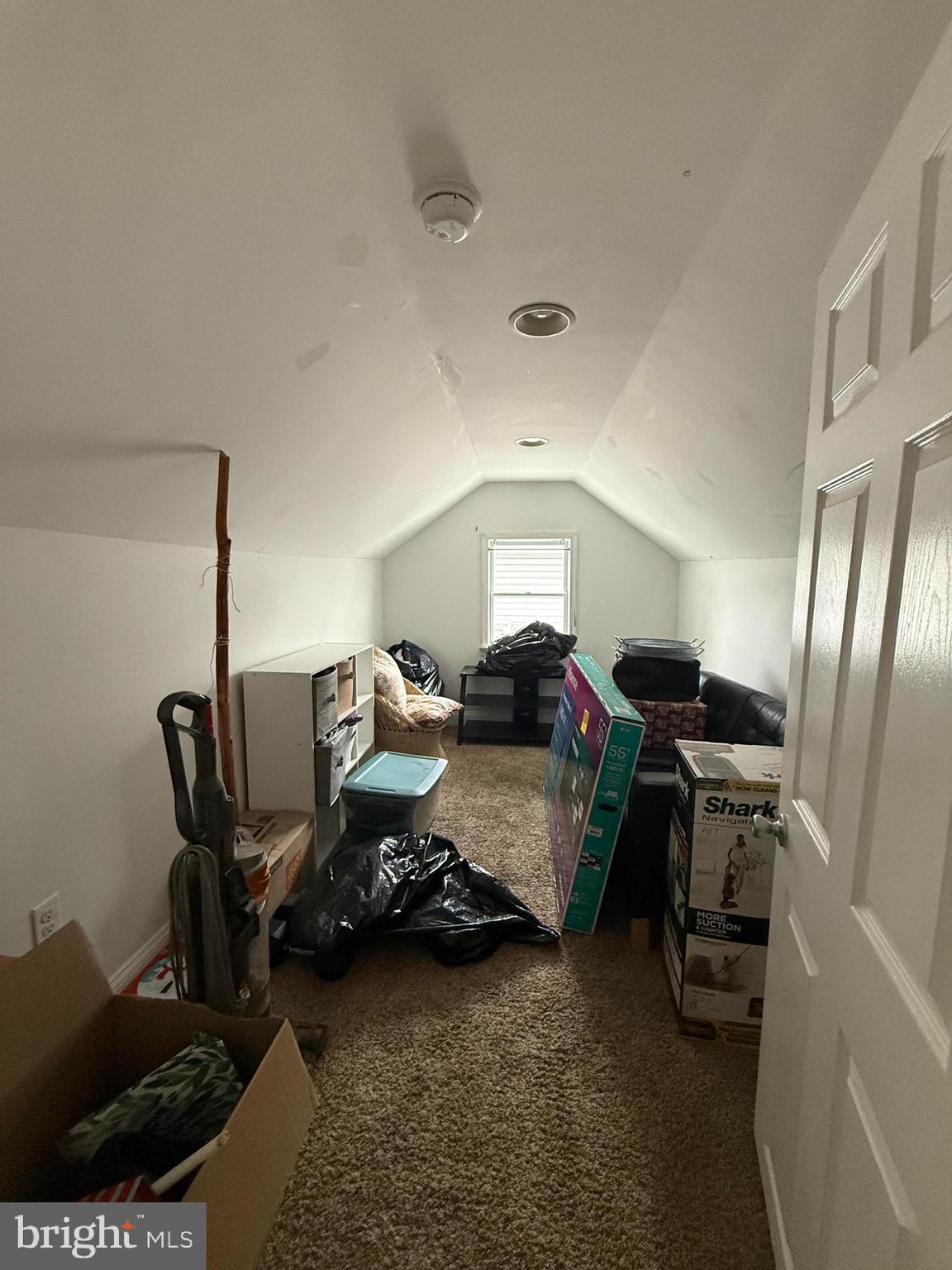 HALFWAY - Residential