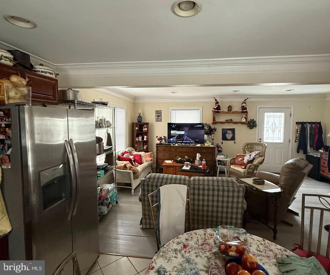 HALFWAY - Residential