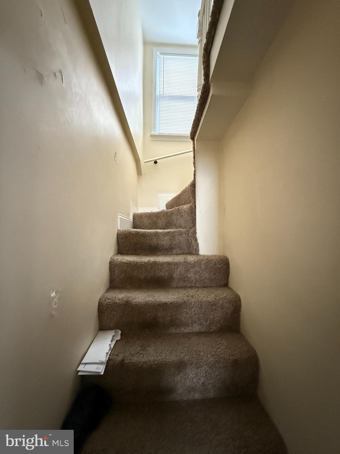 HALFWAY - Residential