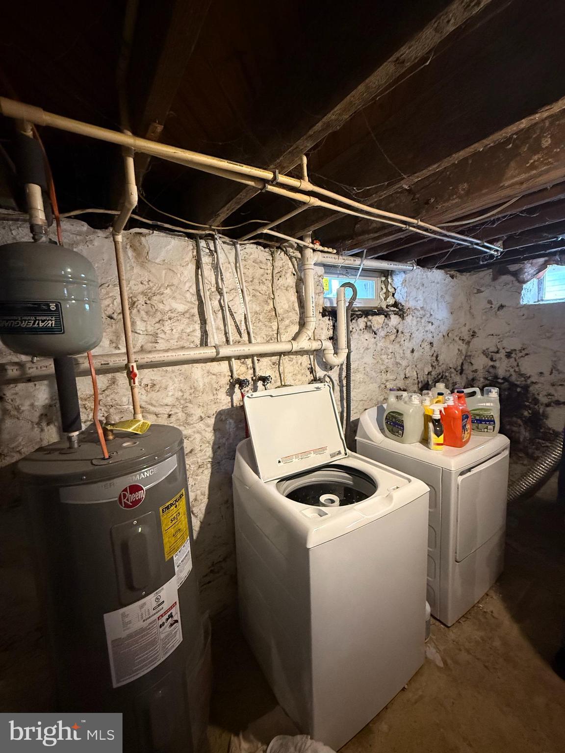 HALFWAY - Residential