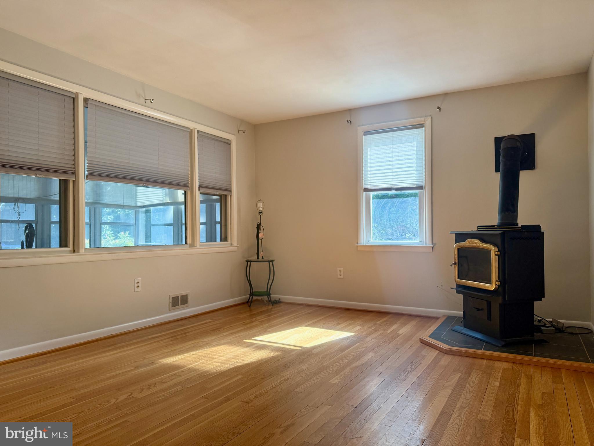 PERRY HALL - Residential