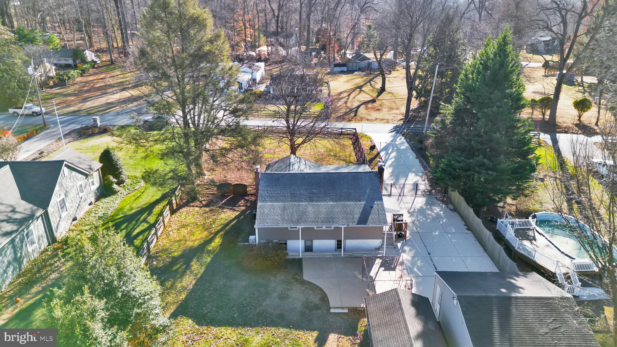 PERRY HALL - Residential