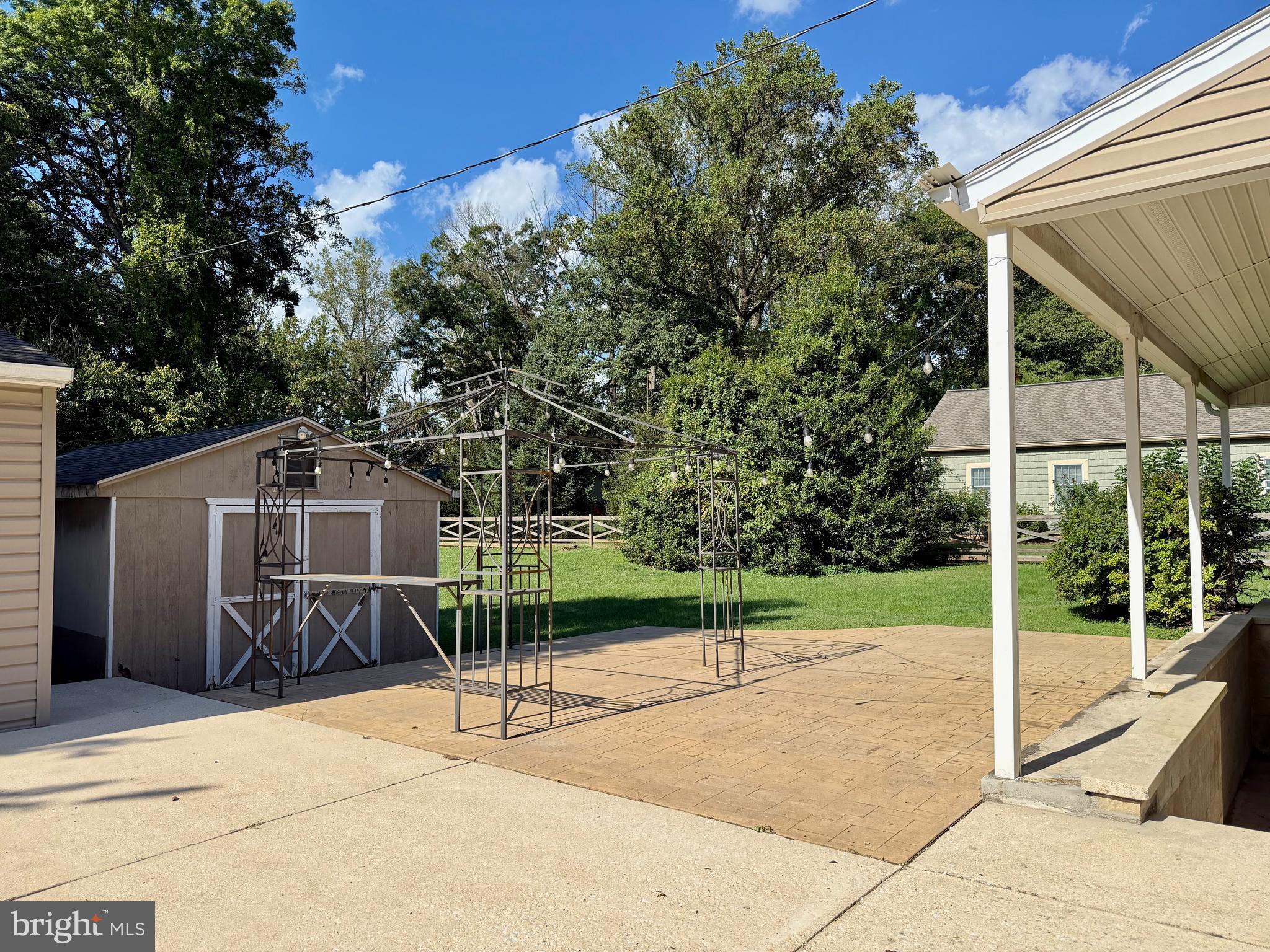 PERRY HALL - Residential