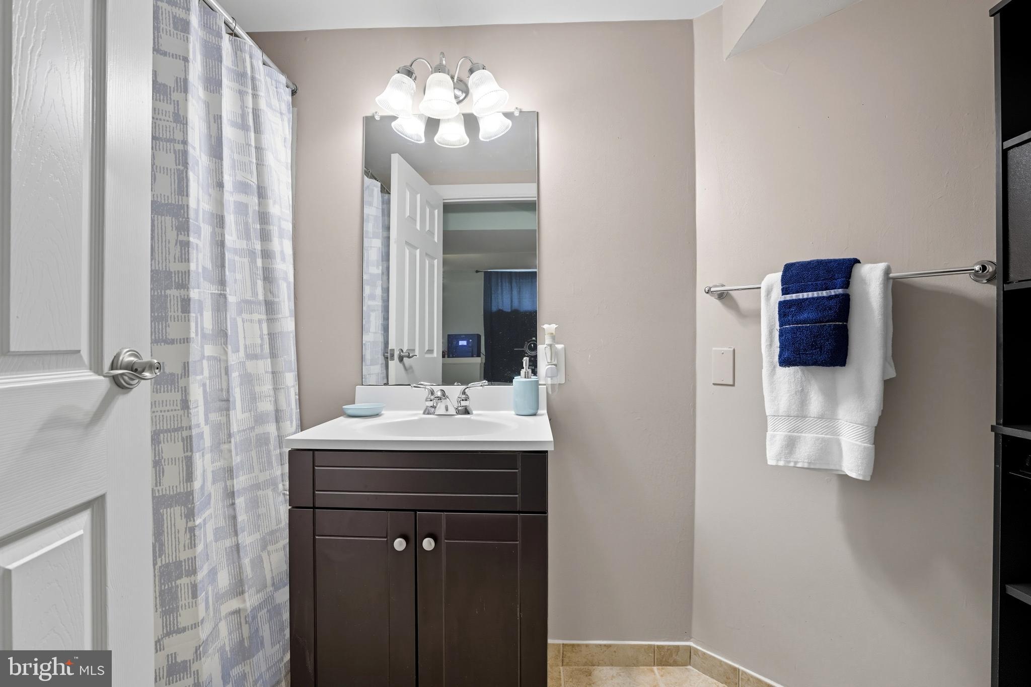 WILLOWCREST - Residential