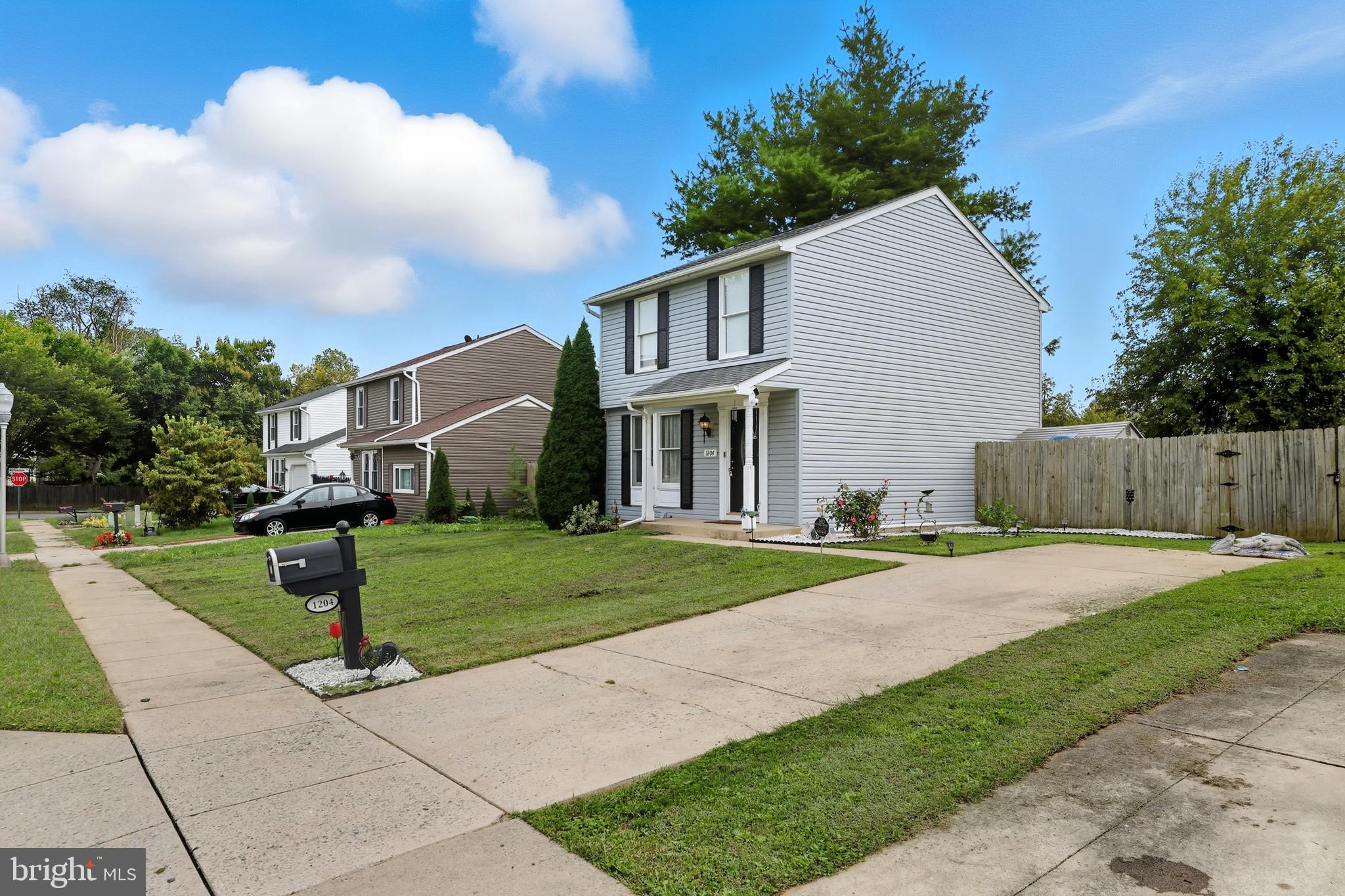 WILLOWCREST - Residential