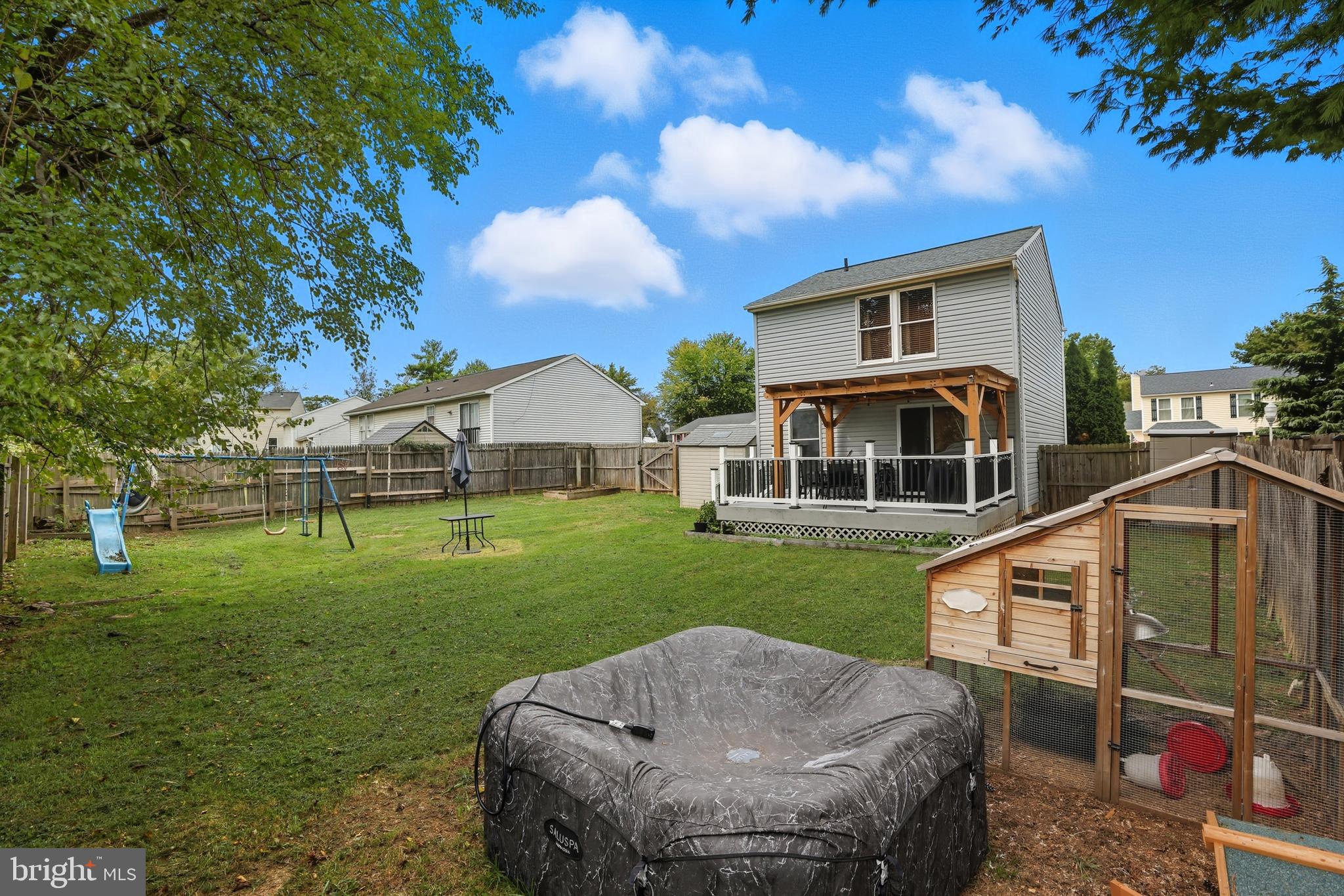 WILLOWCREST - Residential