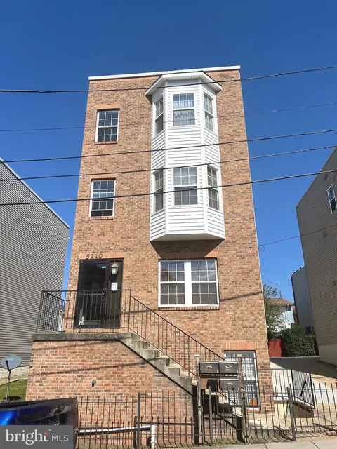 MLS: DCDC2254806
