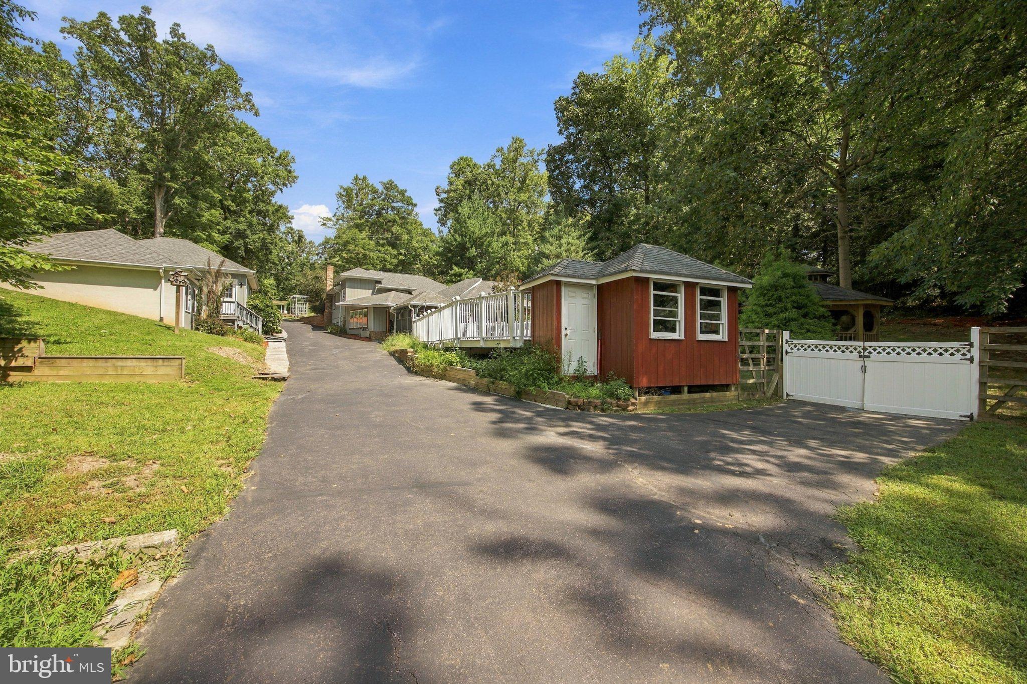12379 ALGONQUIN TRL TRAIL