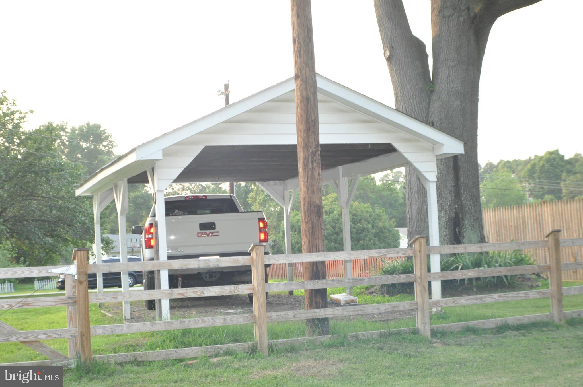 NEWTOWN VILLAGE SUB - Residential