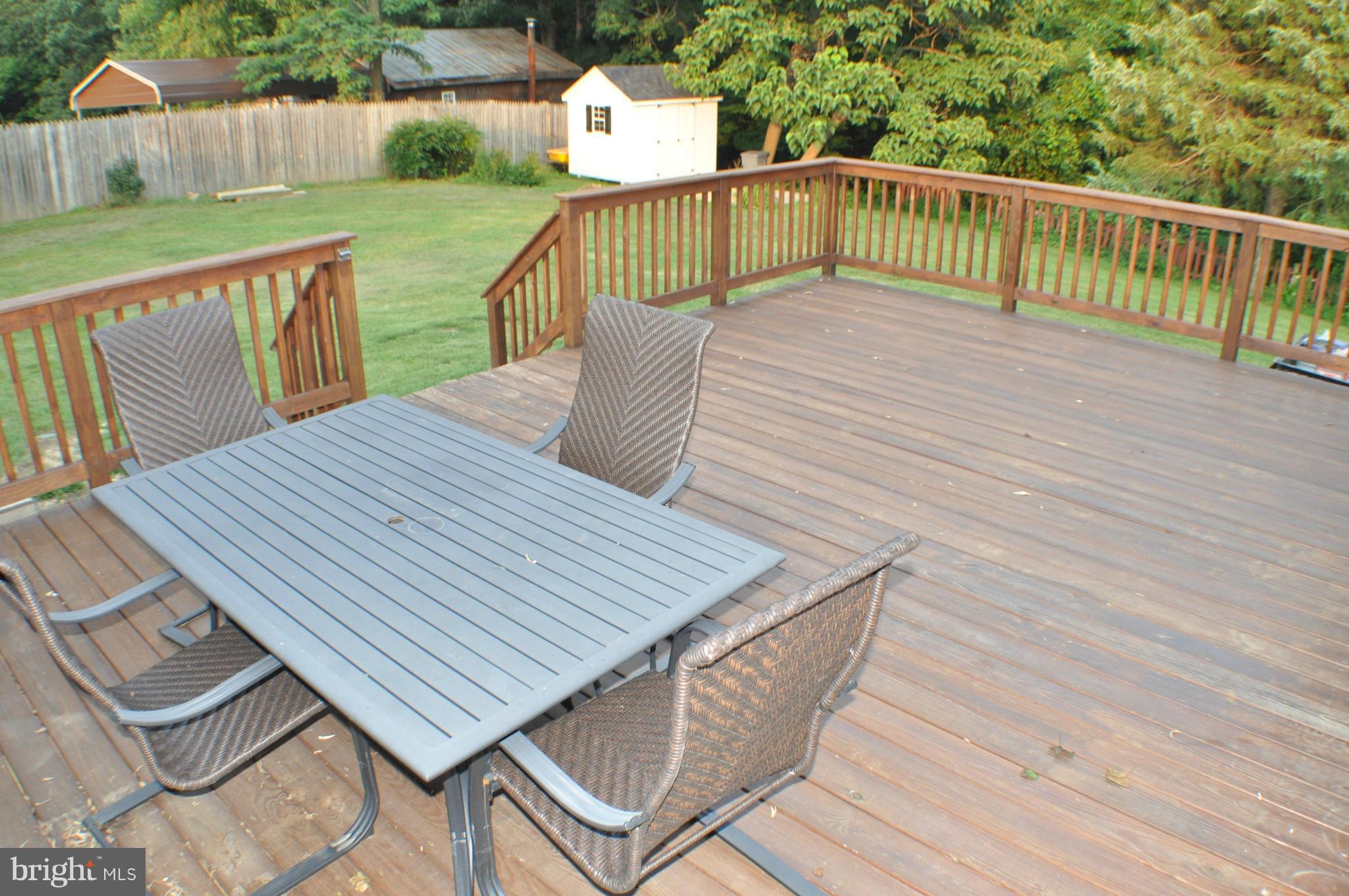 NEWTOWN VILLAGE SUB - Residential