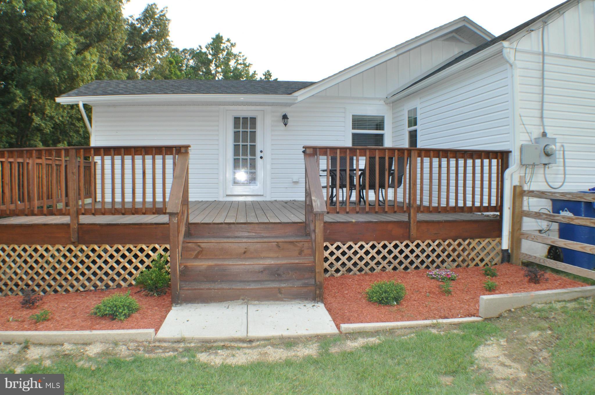 NEWTOWN VILLAGE SUB - Residential