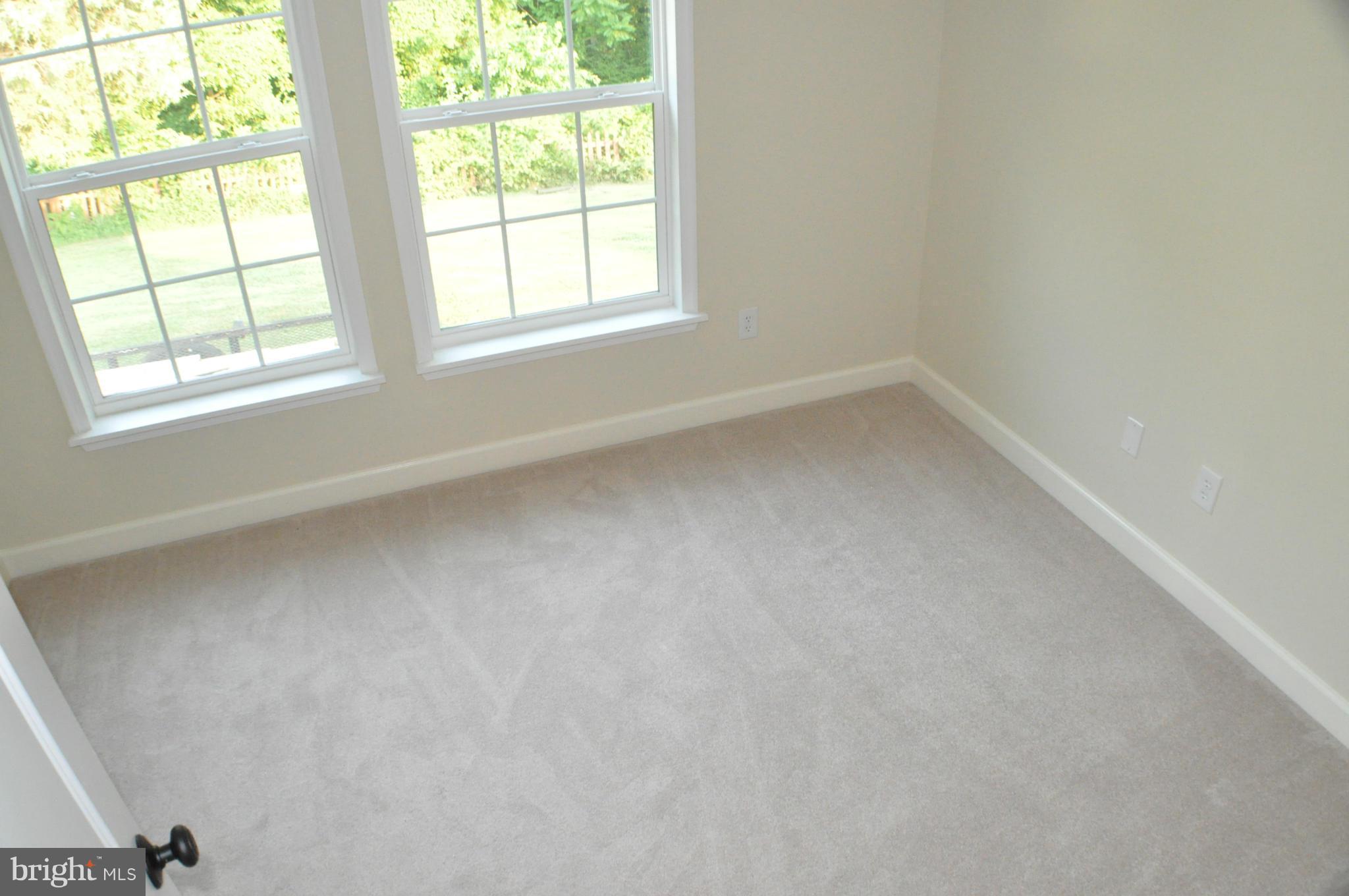 NEWTOWN VILLAGE SUB - Residential