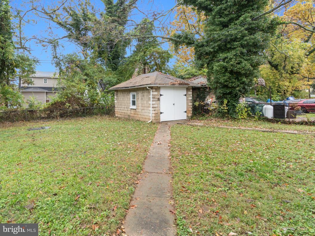 HOWARD PARK - Residential