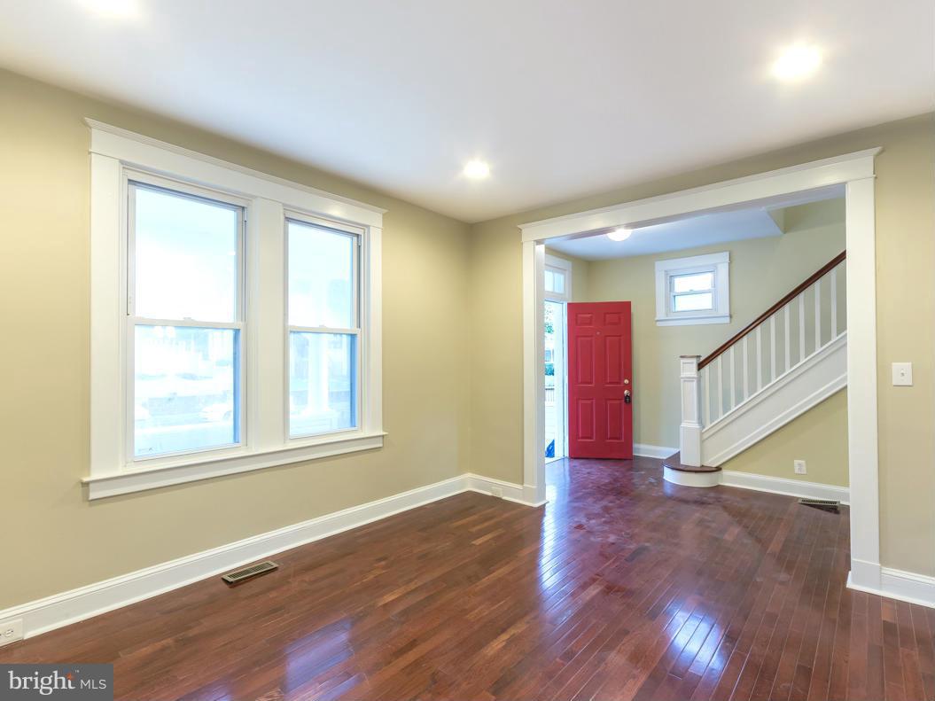 HOWARD PARK - Residential