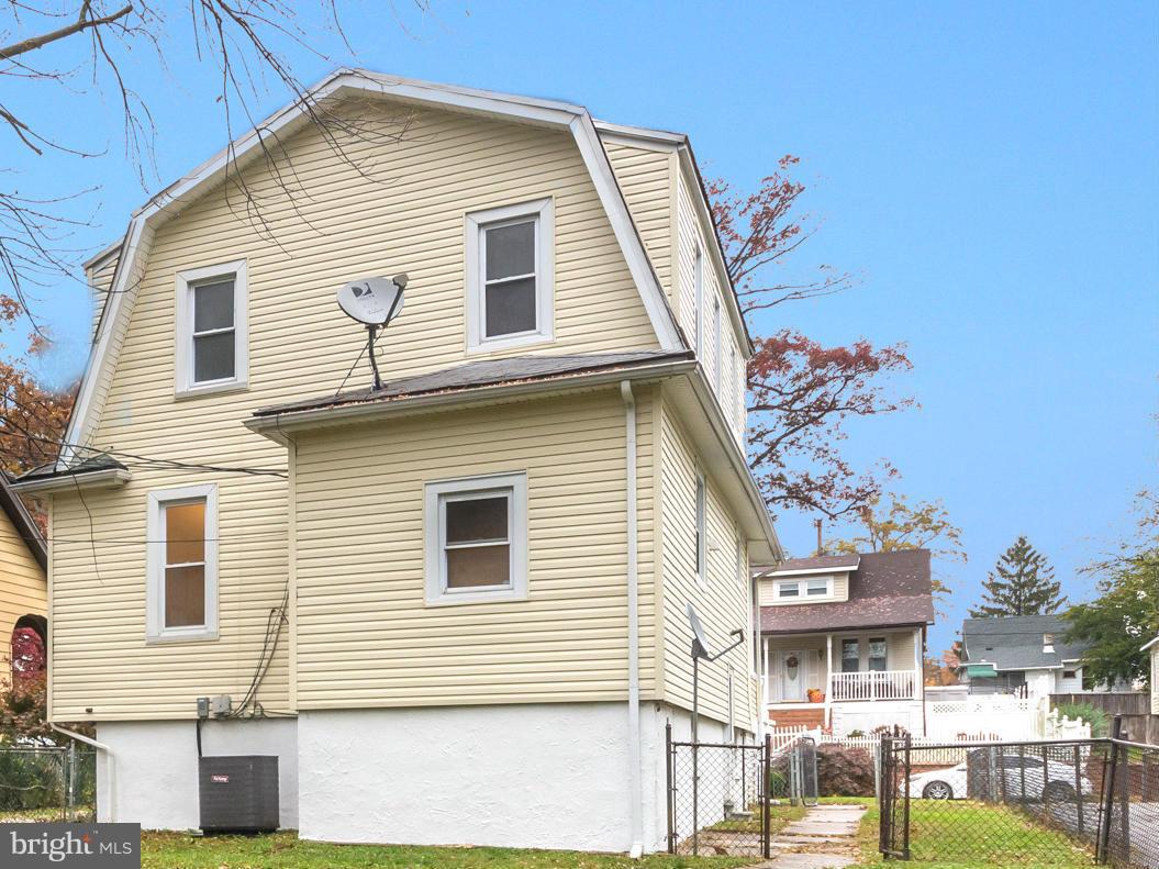 HOWARD PARK - Residential