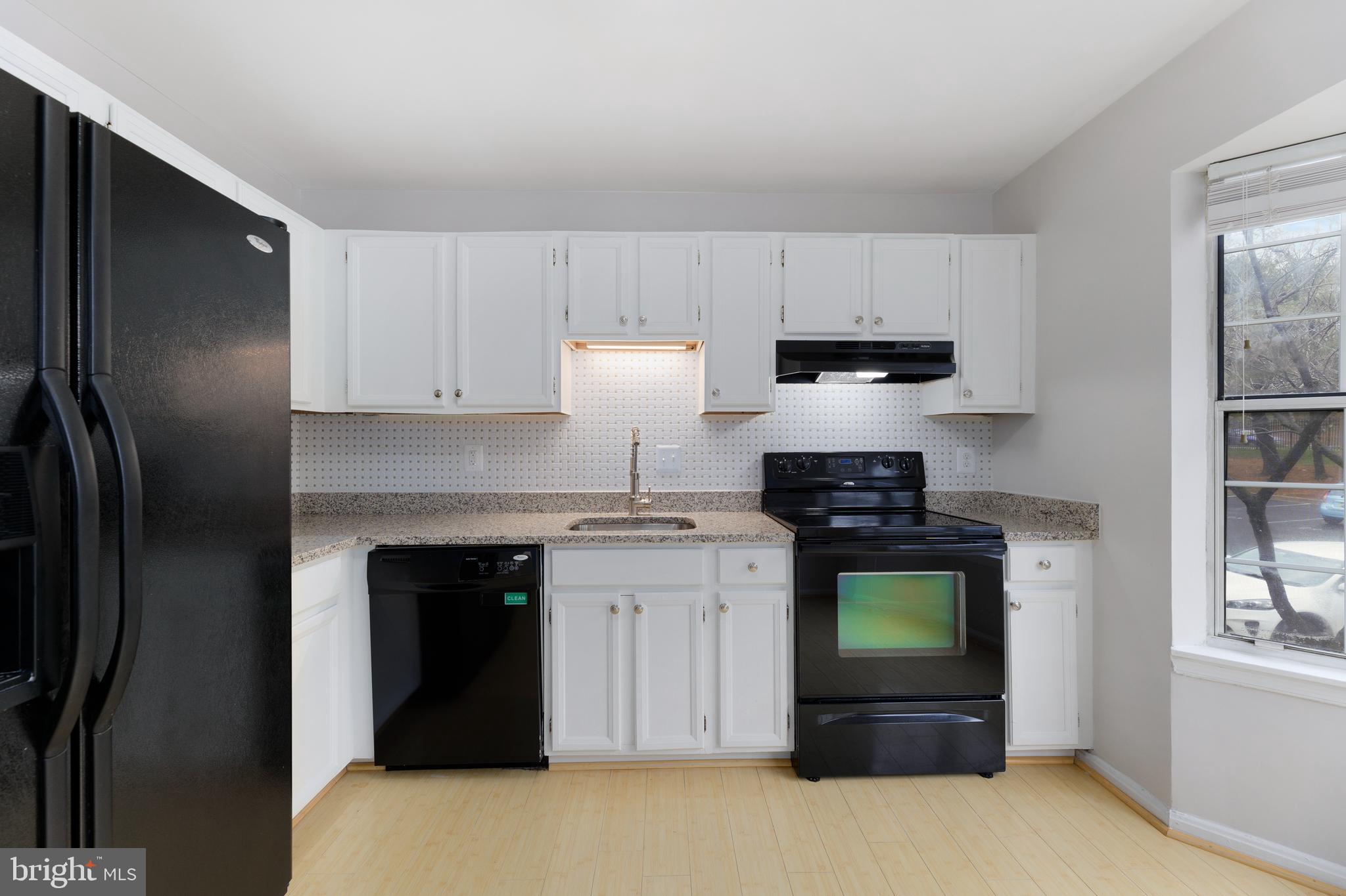 HERITAGE GATE - Residential