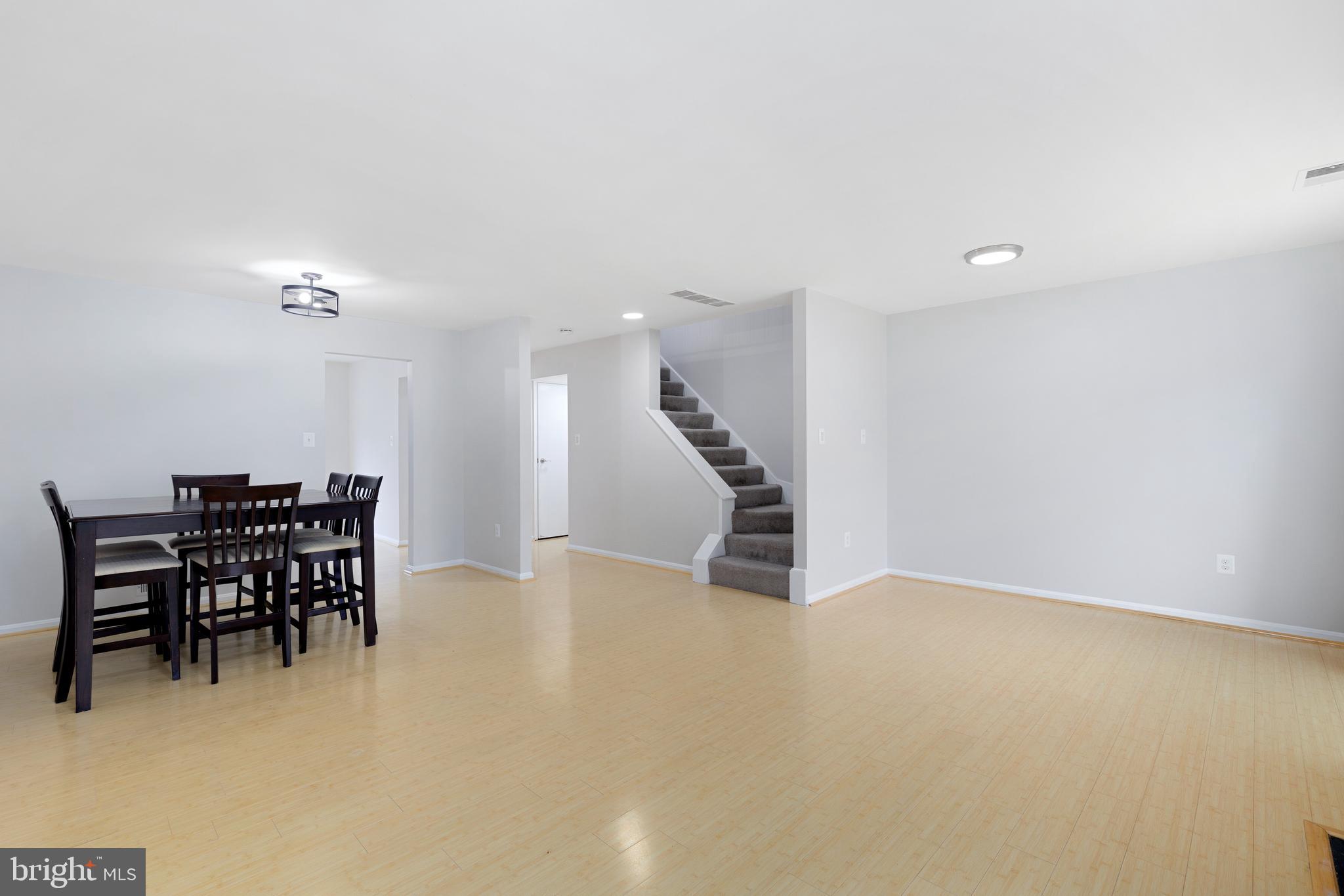 HERITAGE GATE - Residential