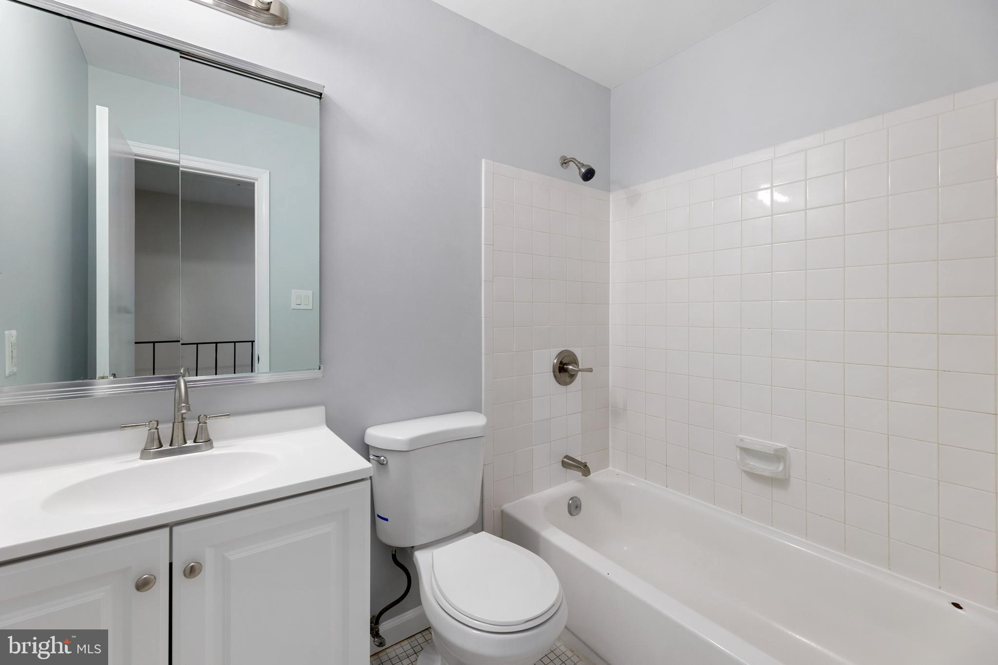 HERITAGE GATE - Residential