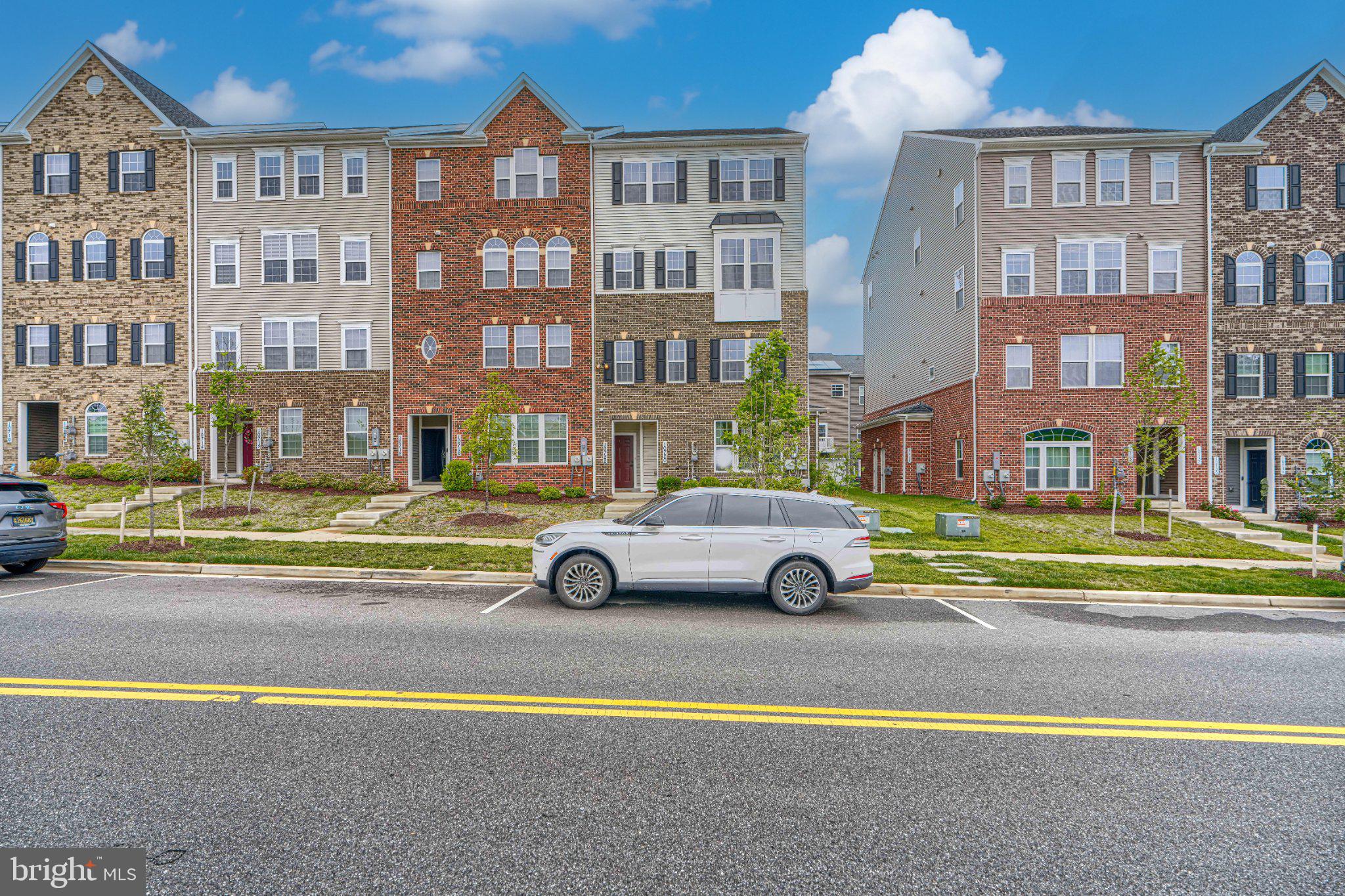 10720 PRESIDENTIAL PARKWAY