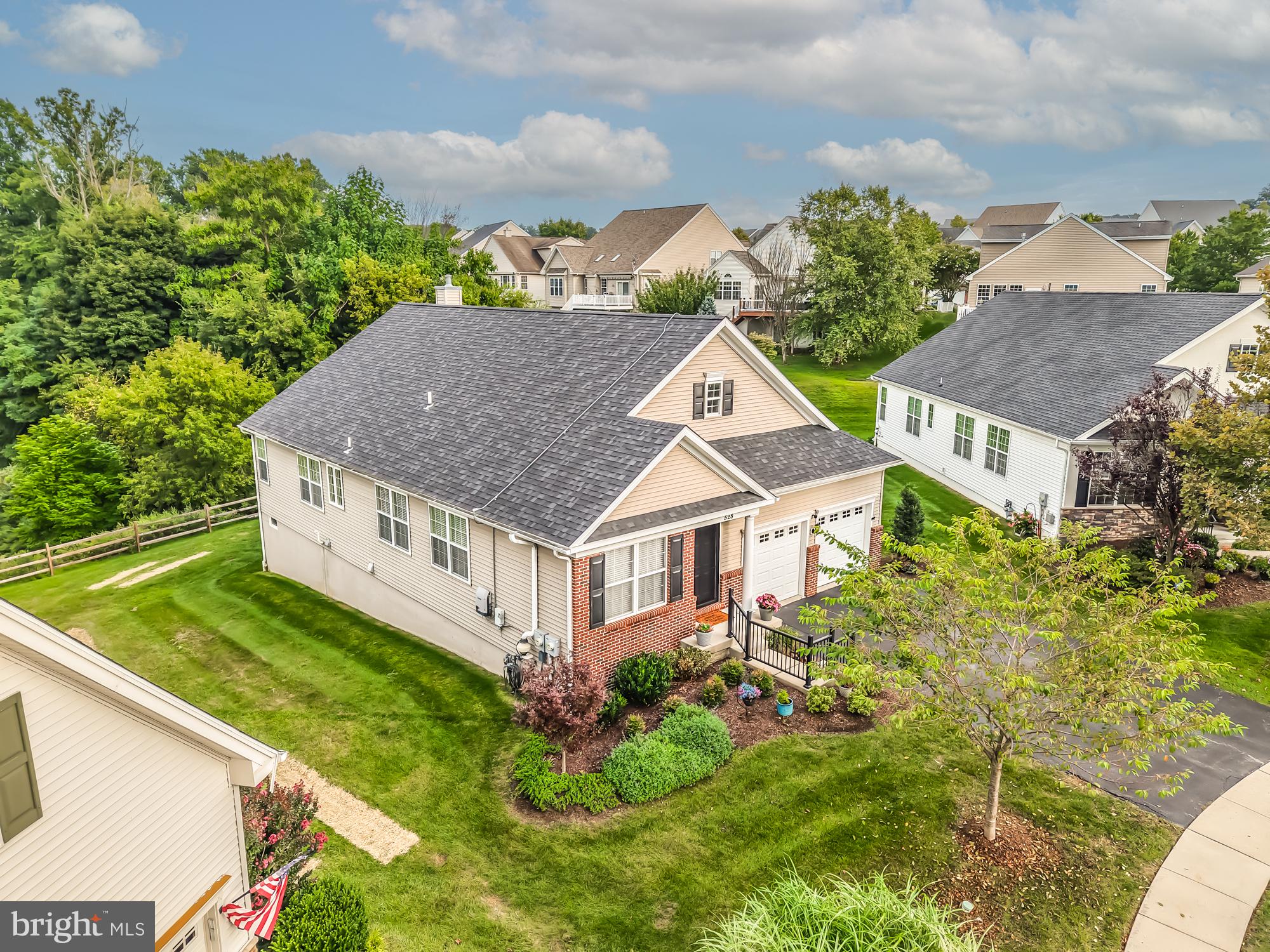 525 MCELREE LANE