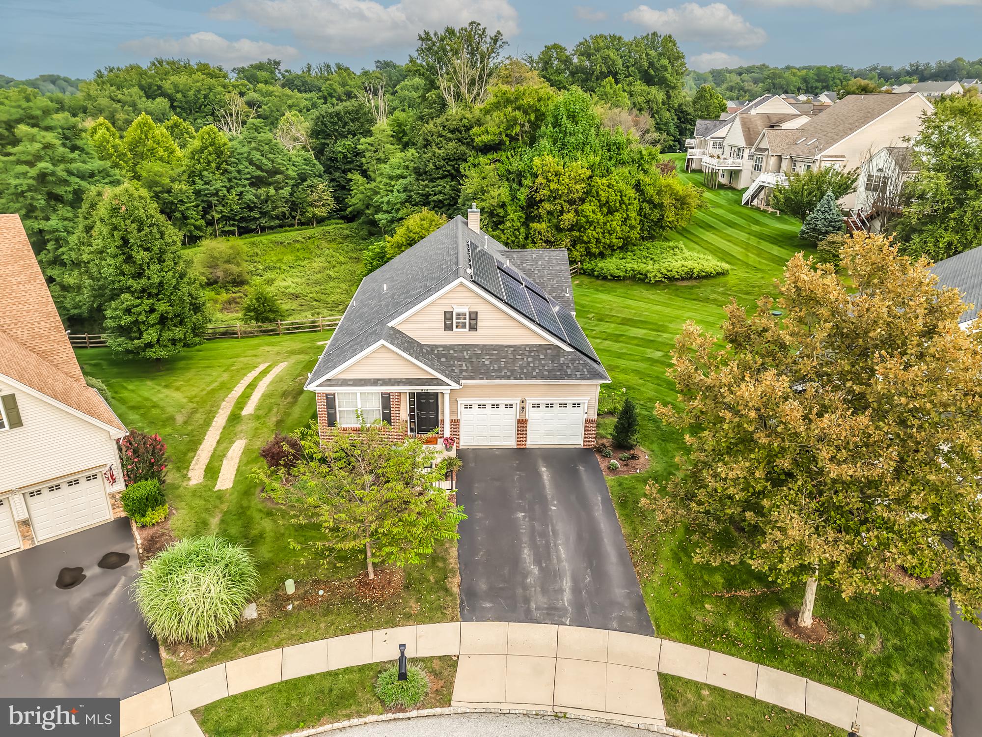 525 MCELREE LANE