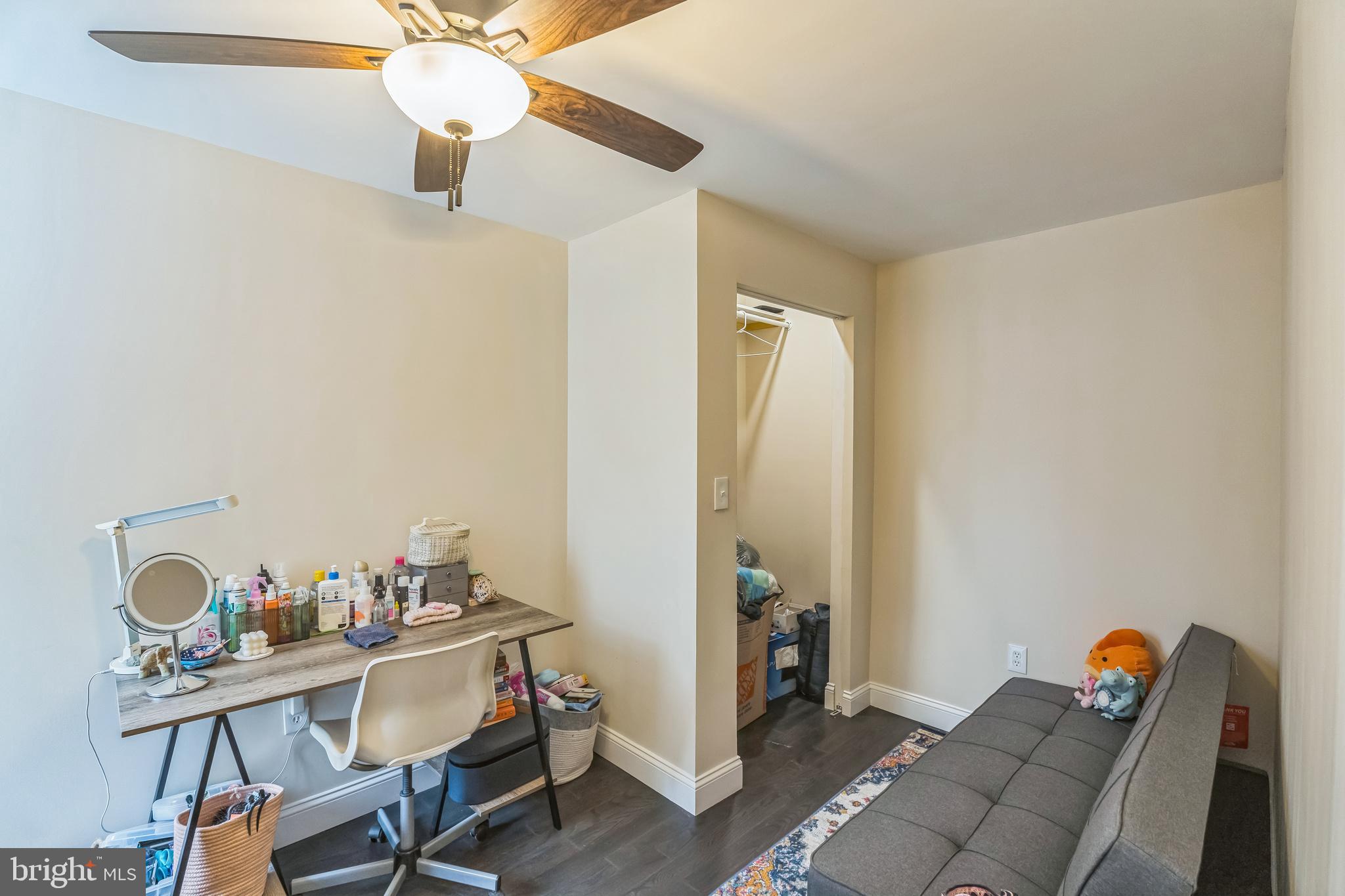 PORT RICHMOND - Residential