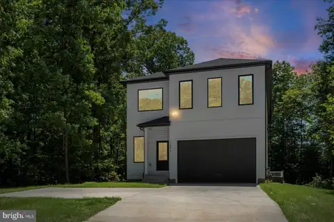 MLS: MDBC2165240