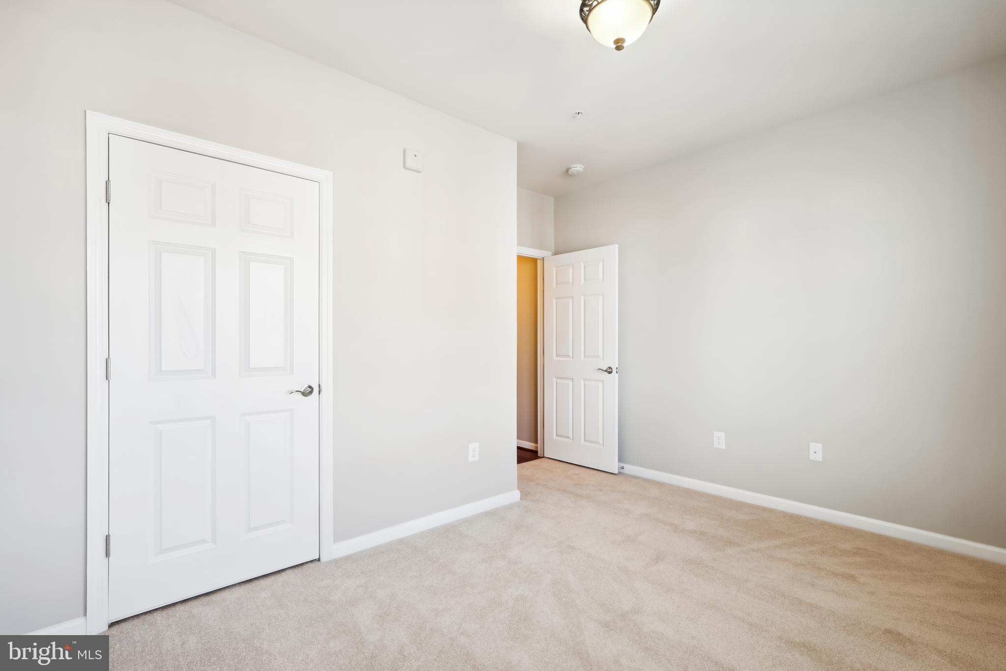 POTOMAC GREEN CONDOMINIUM - Residential