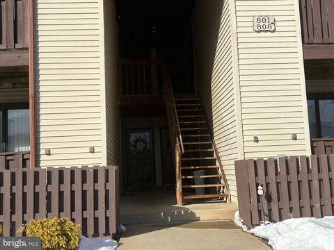 Condo For Sale - 802 Lindsey Court<br/> MARLTON, NJ 08053