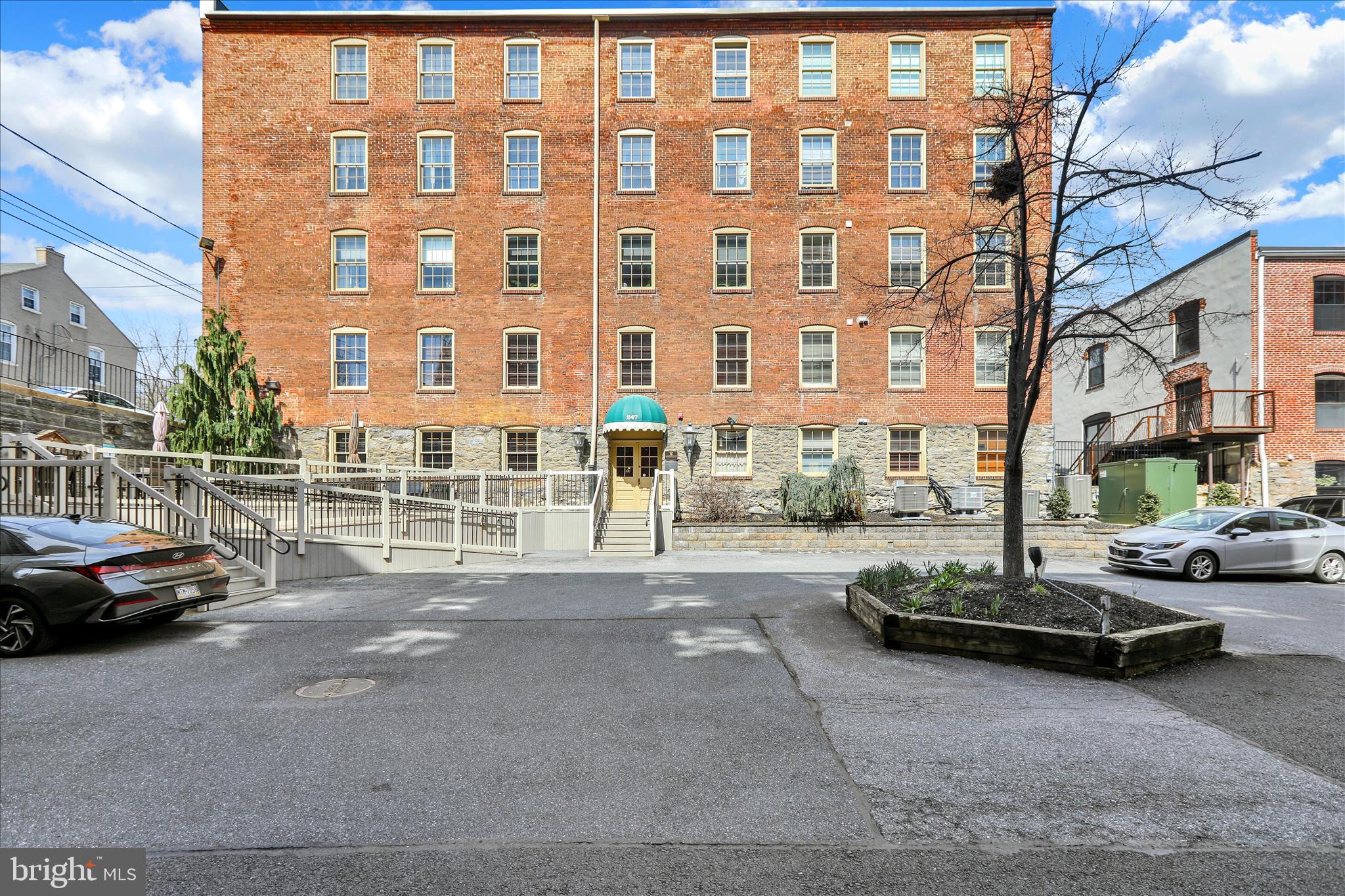 SHIPPEN PLACE - Residential