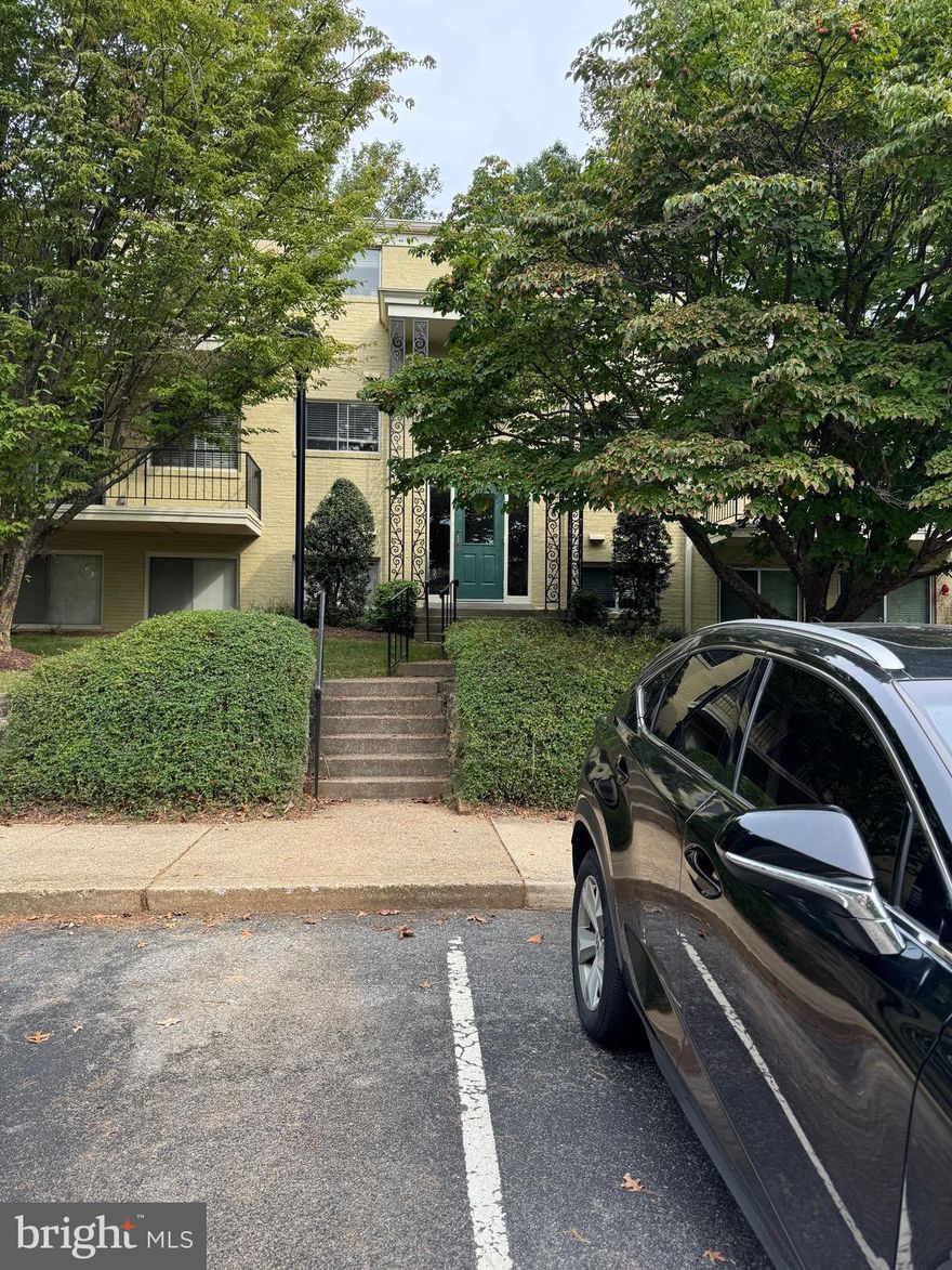 Upgraded 1 bedroom in the high demand Parkside community.  Walk to Grosvenor METRO and Strathmore arts center.  Updated kitchen with stainless appliances and granite counter.  Updated bathroom as well.  Large closets.  All utilities included and laundry just steps away on the same floor.    Pool and tennis courts just across the street.  Won't last long!