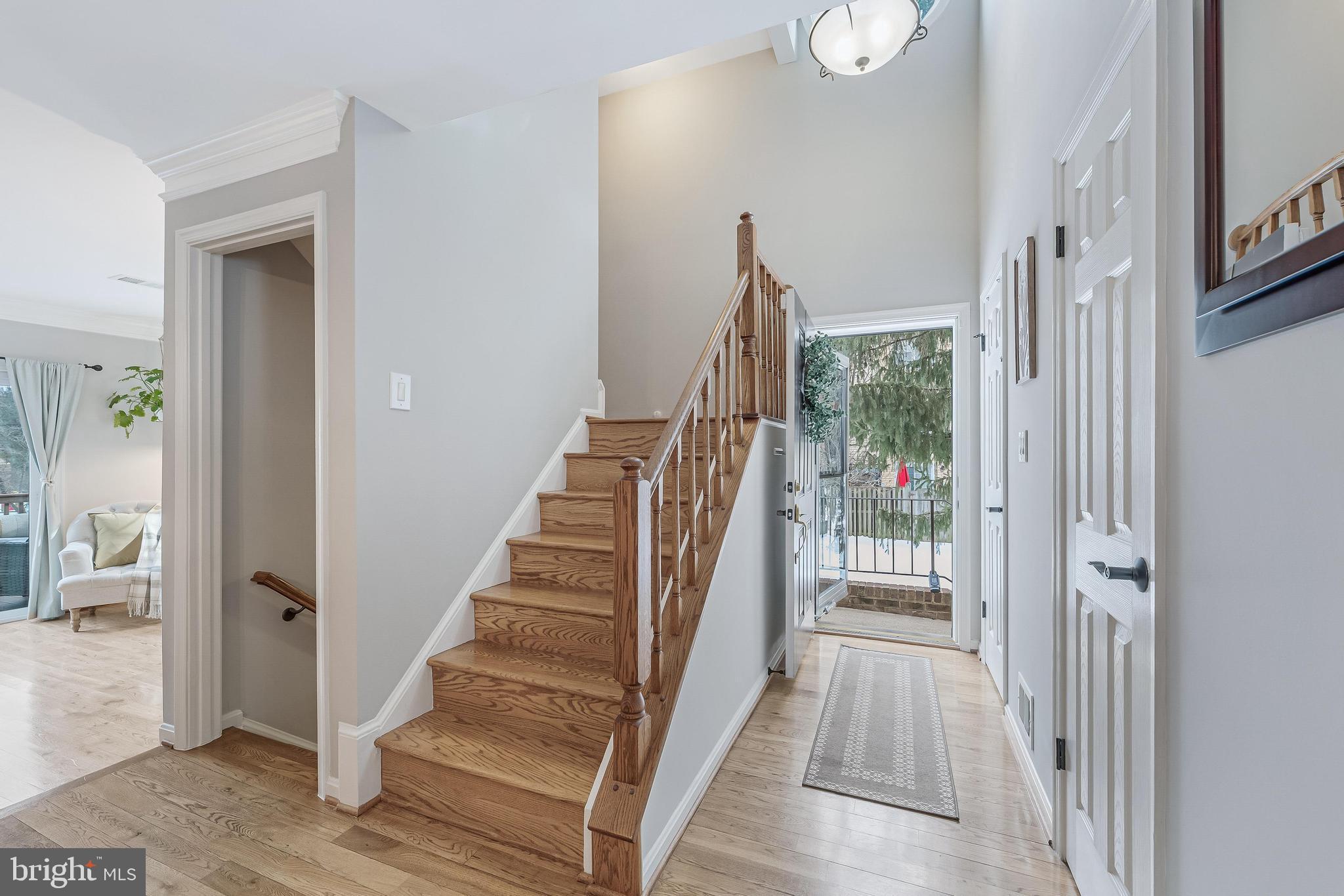 6050 HEATHERWOOD DRIVE